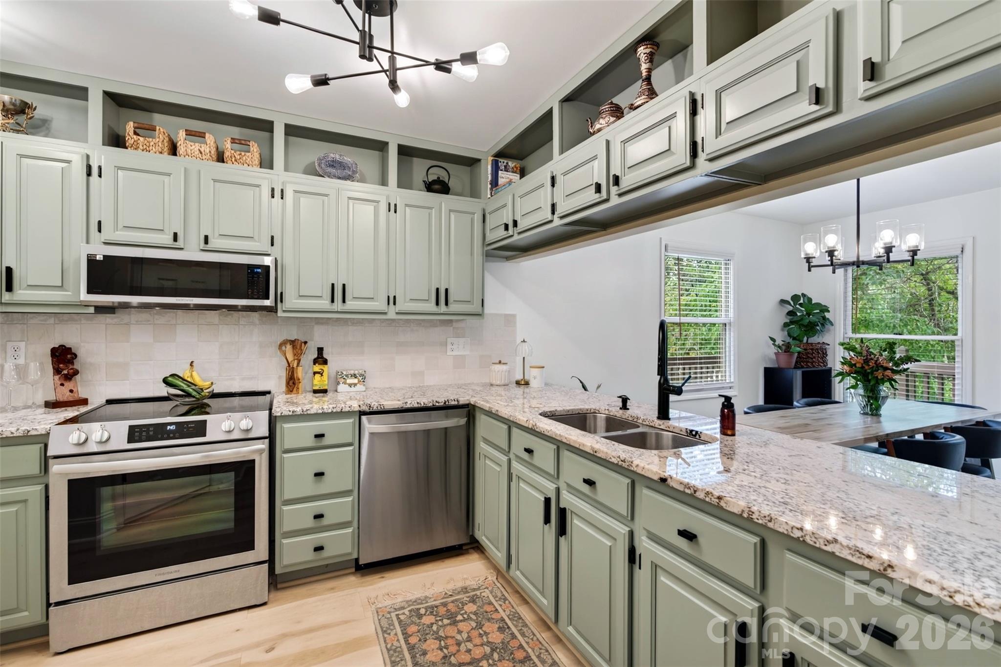 Single Family Residence at 602 Parkway Vista Drive, Asheville, photo 14 of 40