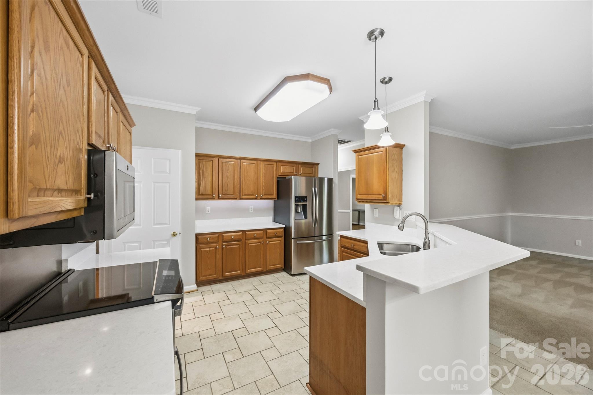 Single Family Residence at 9014 Pickering Grove Lane, Charlotte, photo 13 of 43