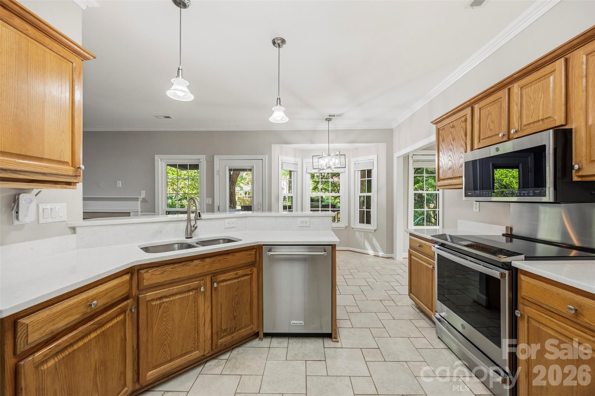 Single Family Residence at 9014 Pickering Grove Lane, Charlotte, photo 15 of 43