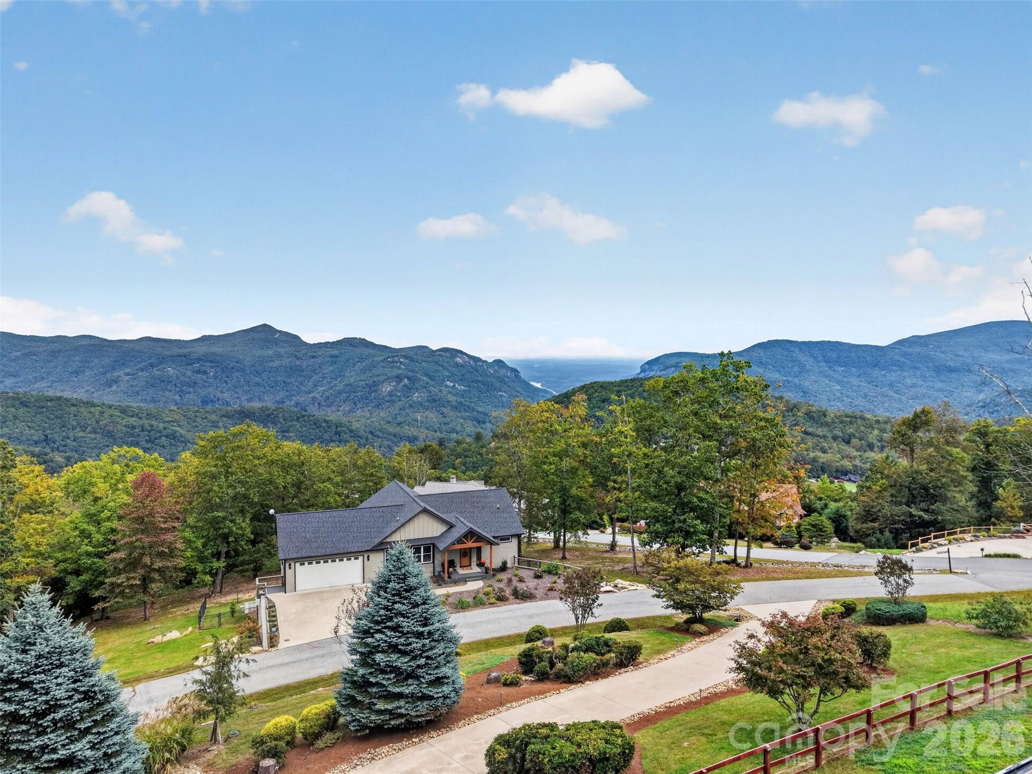 Single Family Residence at 57 Mountainaire Court, Hendersonville, photo 8 of 48