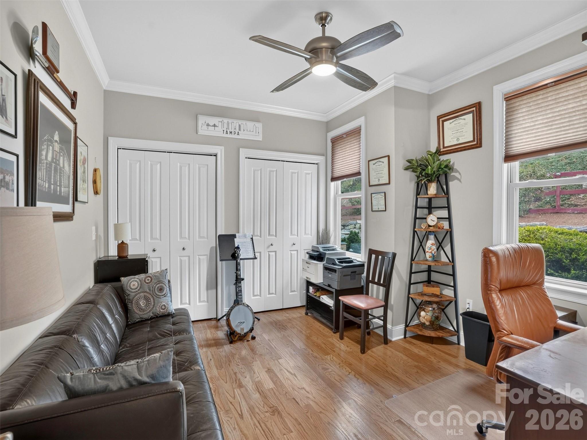 Single Family Residence at 57 Mountainaire Court, Hendersonville, photo 14 of 48