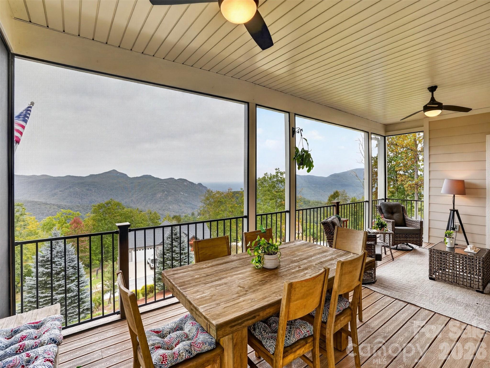 Single Family Residence at 57 Mountainaire Court, Hendersonville, photo 19 of 48