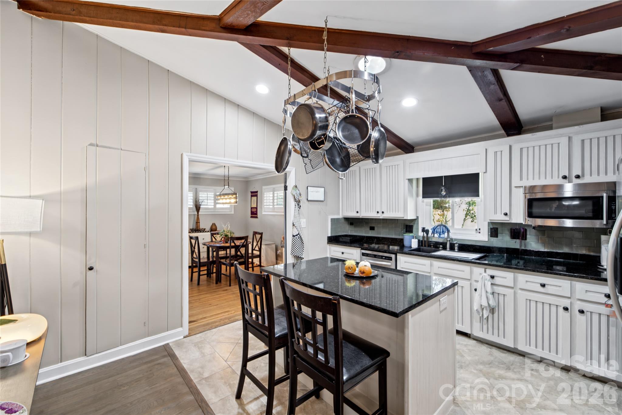 Single Family Residence at 6101 Rose Valley Drive, Charlotte, photo 10 of 48