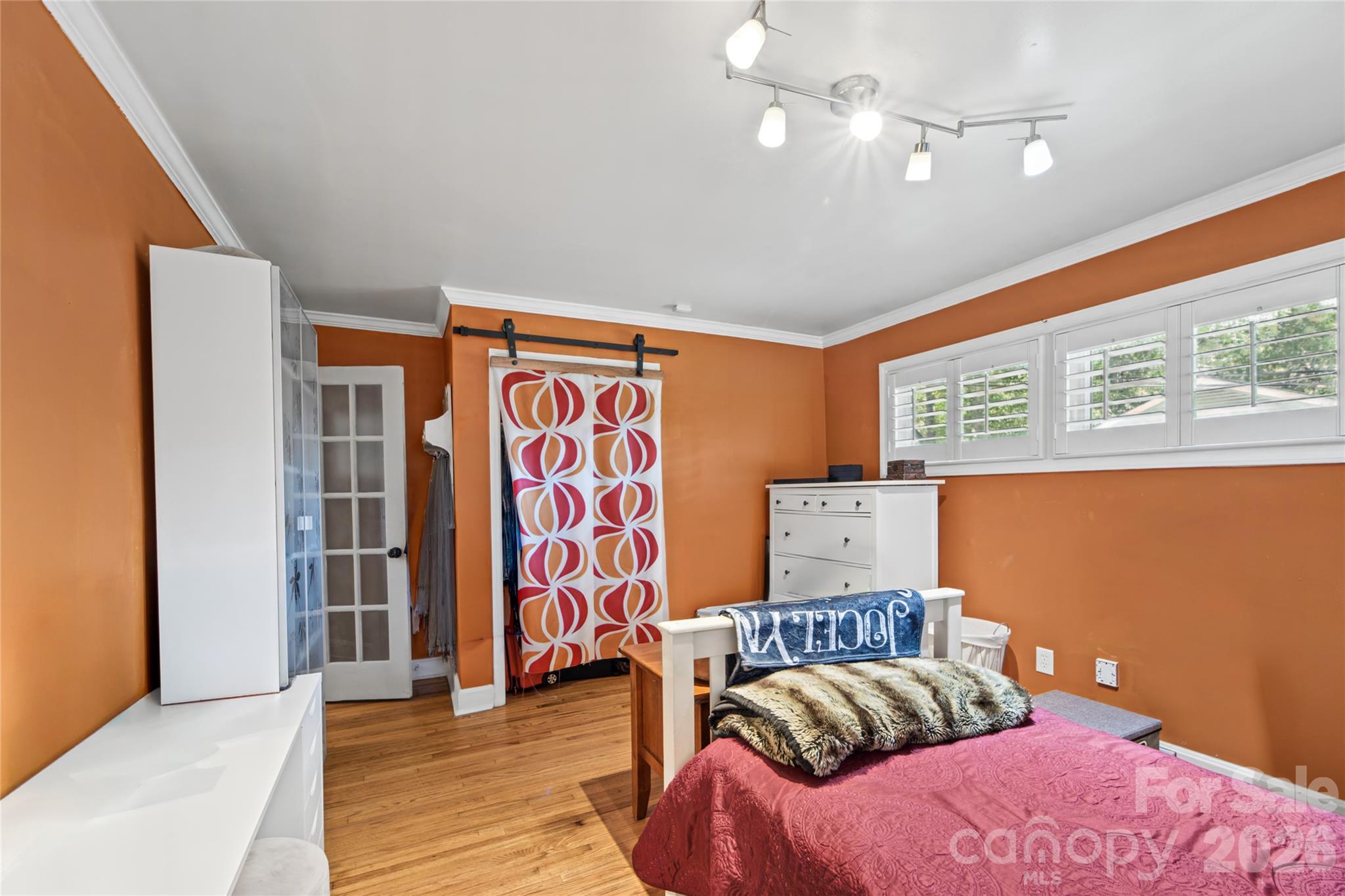 Single Family Residence at 6101 Rose Valley Drive, Charlotte, photo 23 of 48