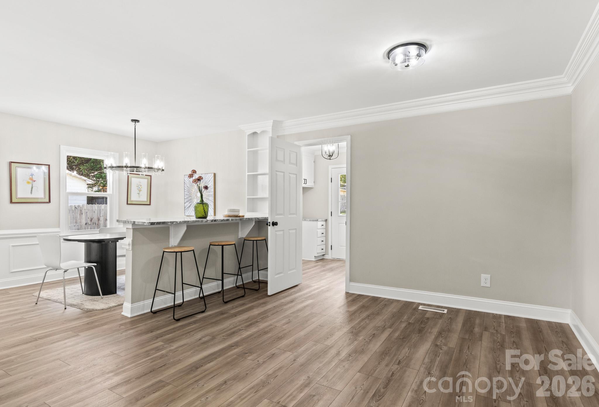 Single Family Residence at 309 Catawba Circle N, Matthews, photo 11 of 48