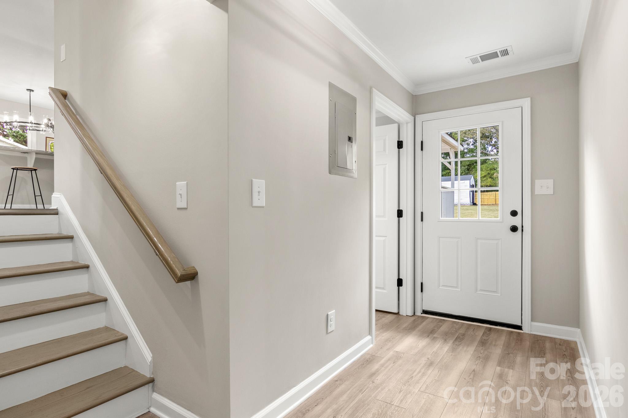 Single Family Residence at 309 Catawba Circle N, Matthews, photo 27 of 48