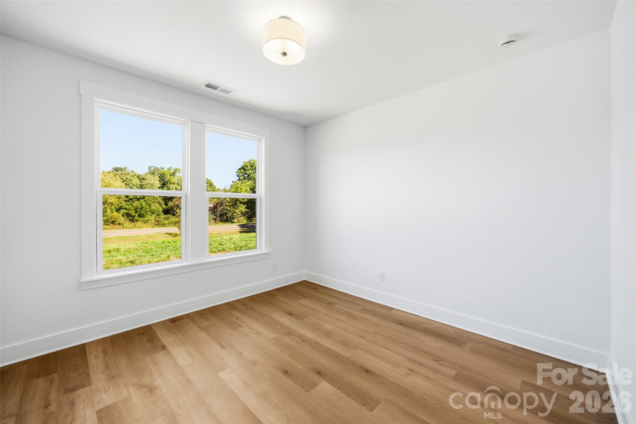Single Family Residence at 1503 Lingerfelt Farm Drive, Bessemer City, photo 26 of 38