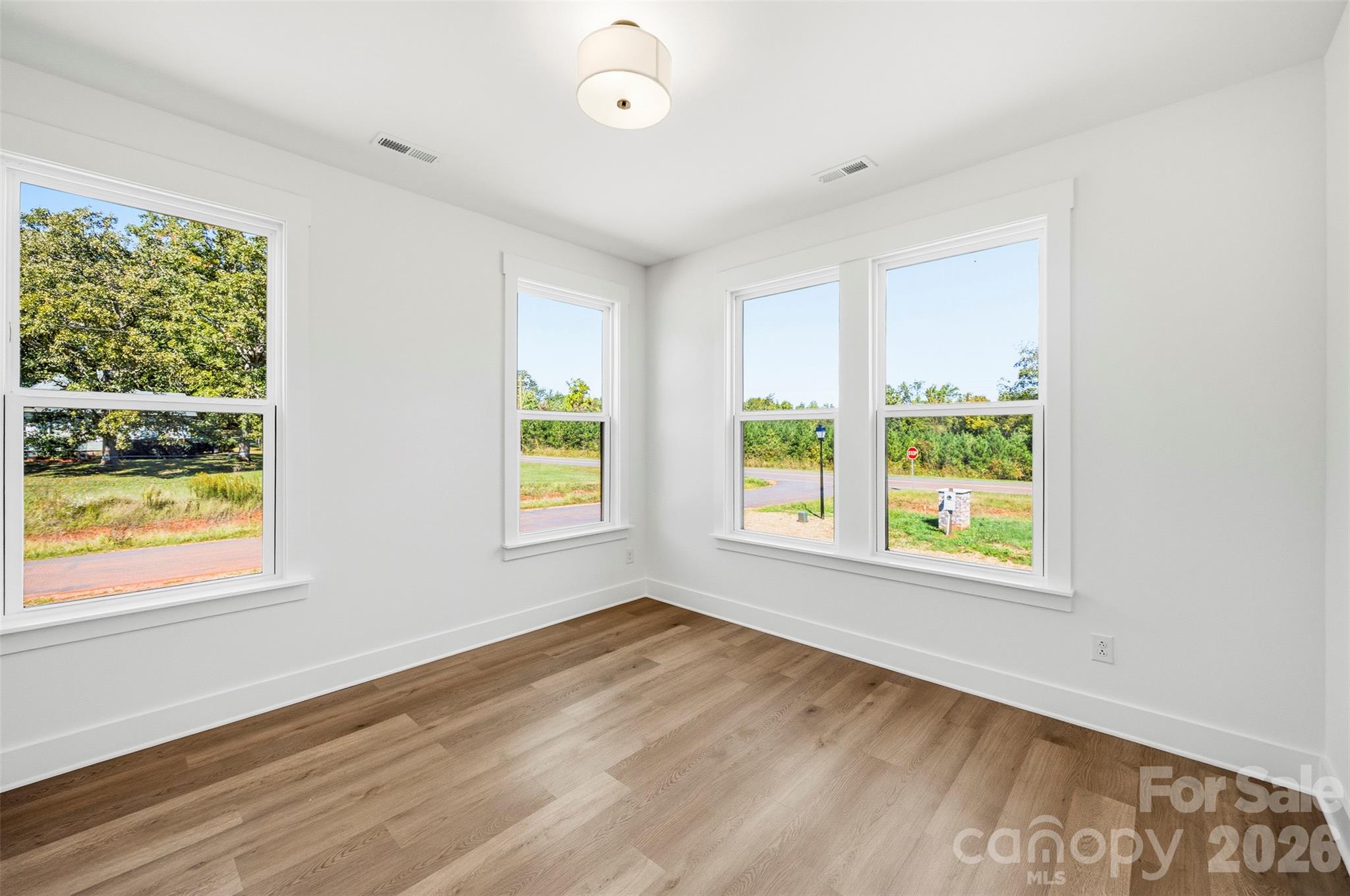 Single Family Residence at 1503 Lingerfelt Farm Drive, Bessemer City, photo 30 of 38
