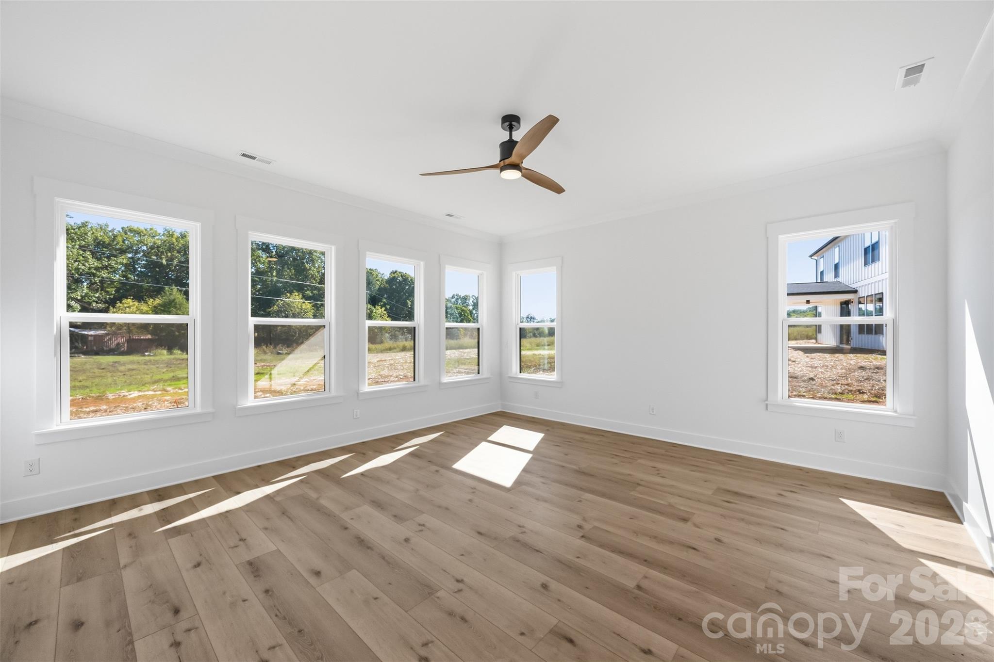 Single Family Residence at 1507 Lingerfelt Farm Drive, Bessemer City, photo 14 of 39
