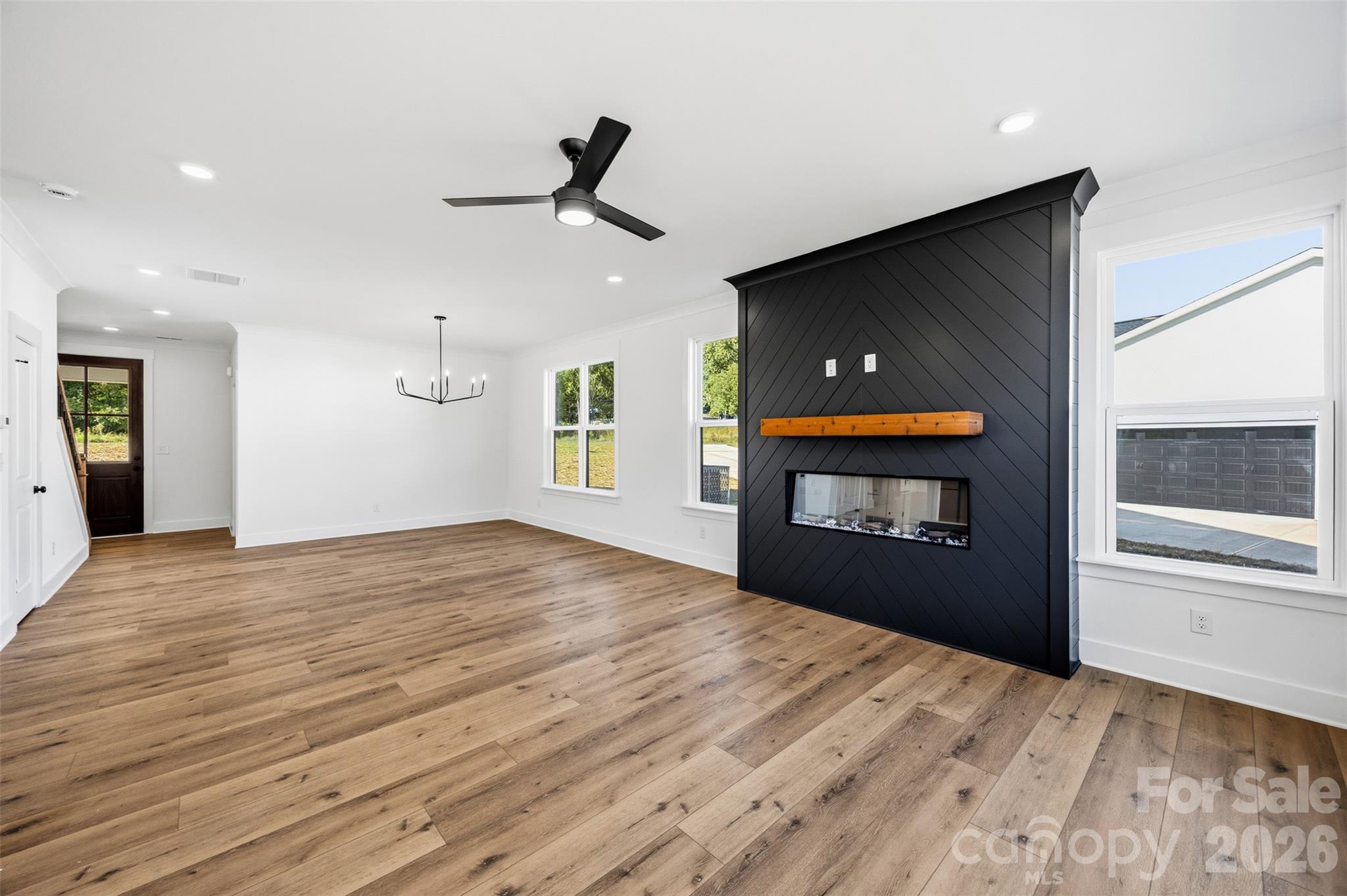 Single Family Residence at 1511 Lingerfelt Farm Drive, Bessemer City, photo 13 of 40