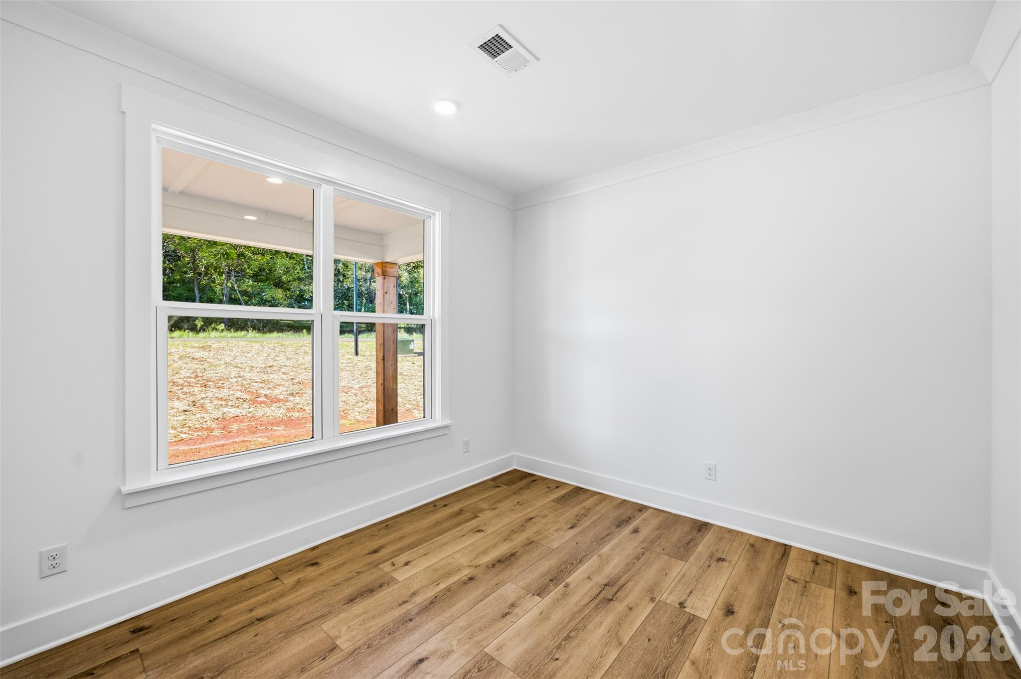 Single Family Residence at 1511 Lingerfelt Farm Drive, Bessemer City, photo 19 of 40