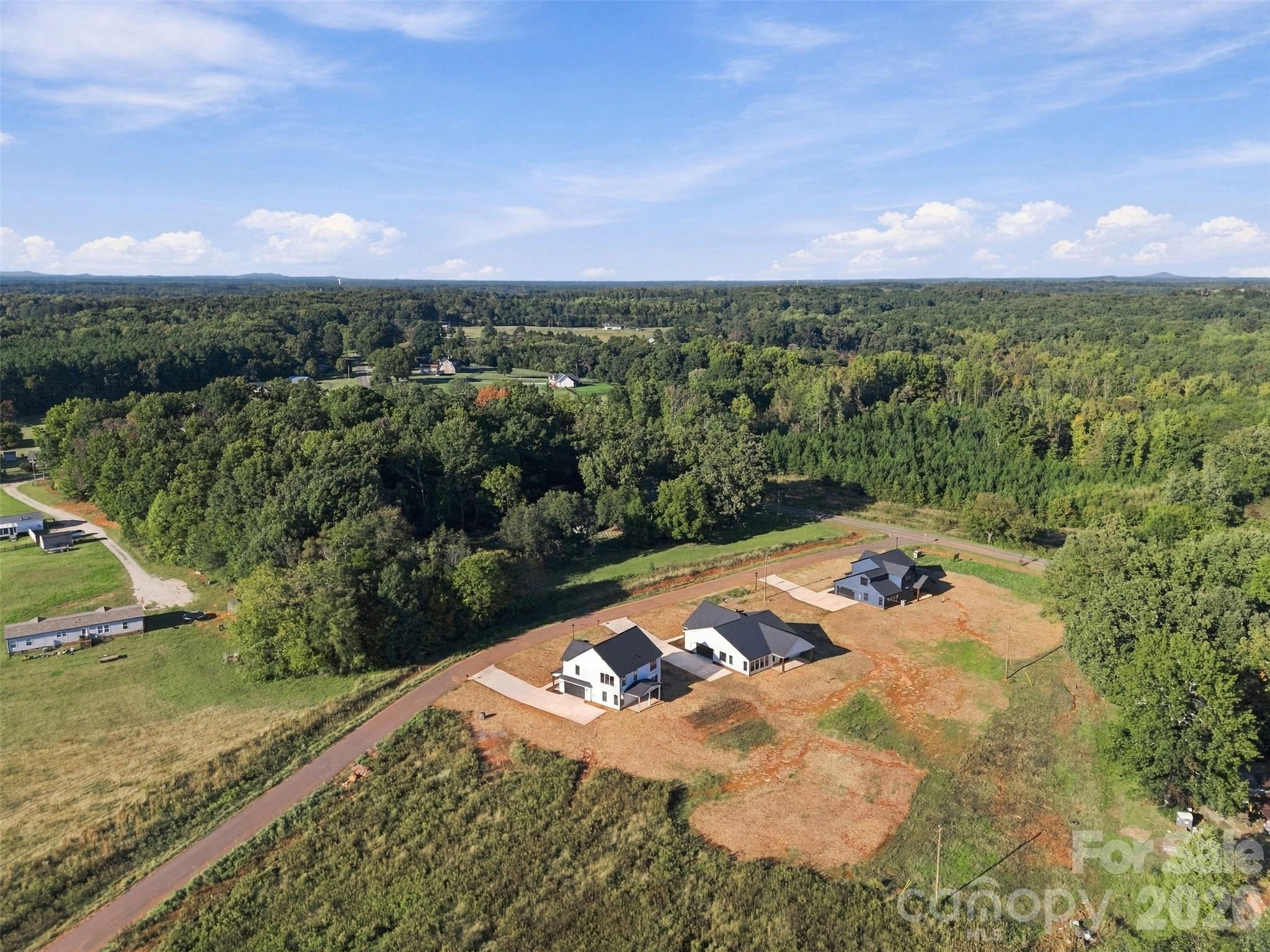 Single Family Residence at 1511 Lingerfelt Farm Drive, Bessemer City, photo 39 of 40