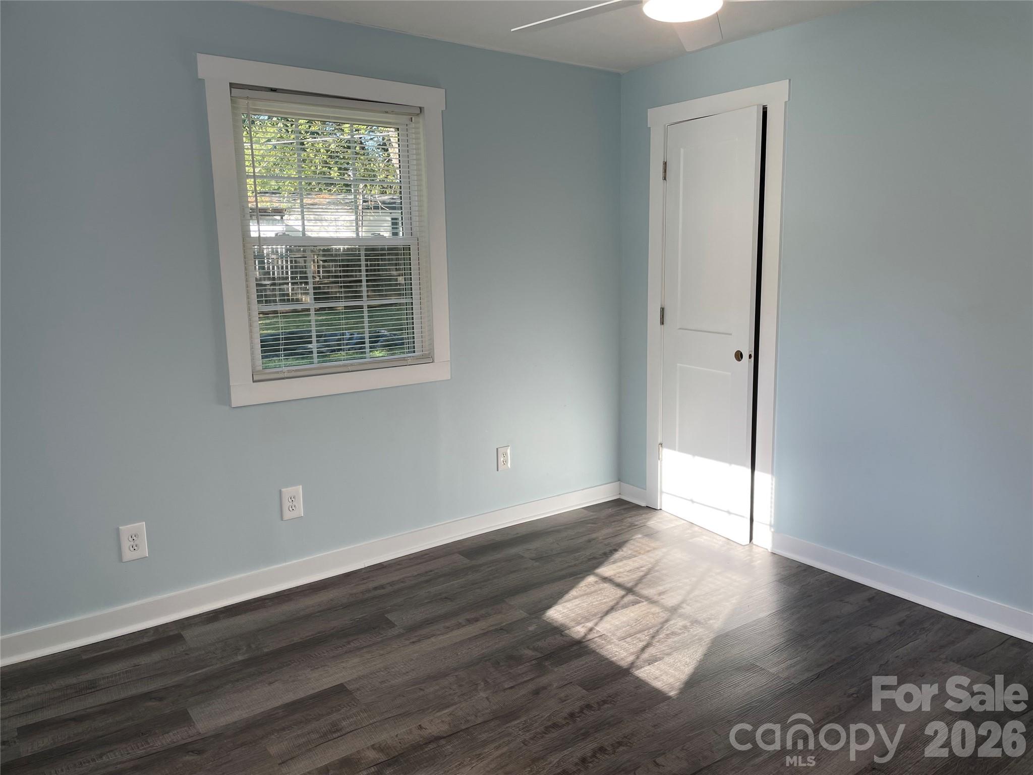 Single Family Residence at 712 Bridges Drive, Kings Mountain, photo 13 of 16