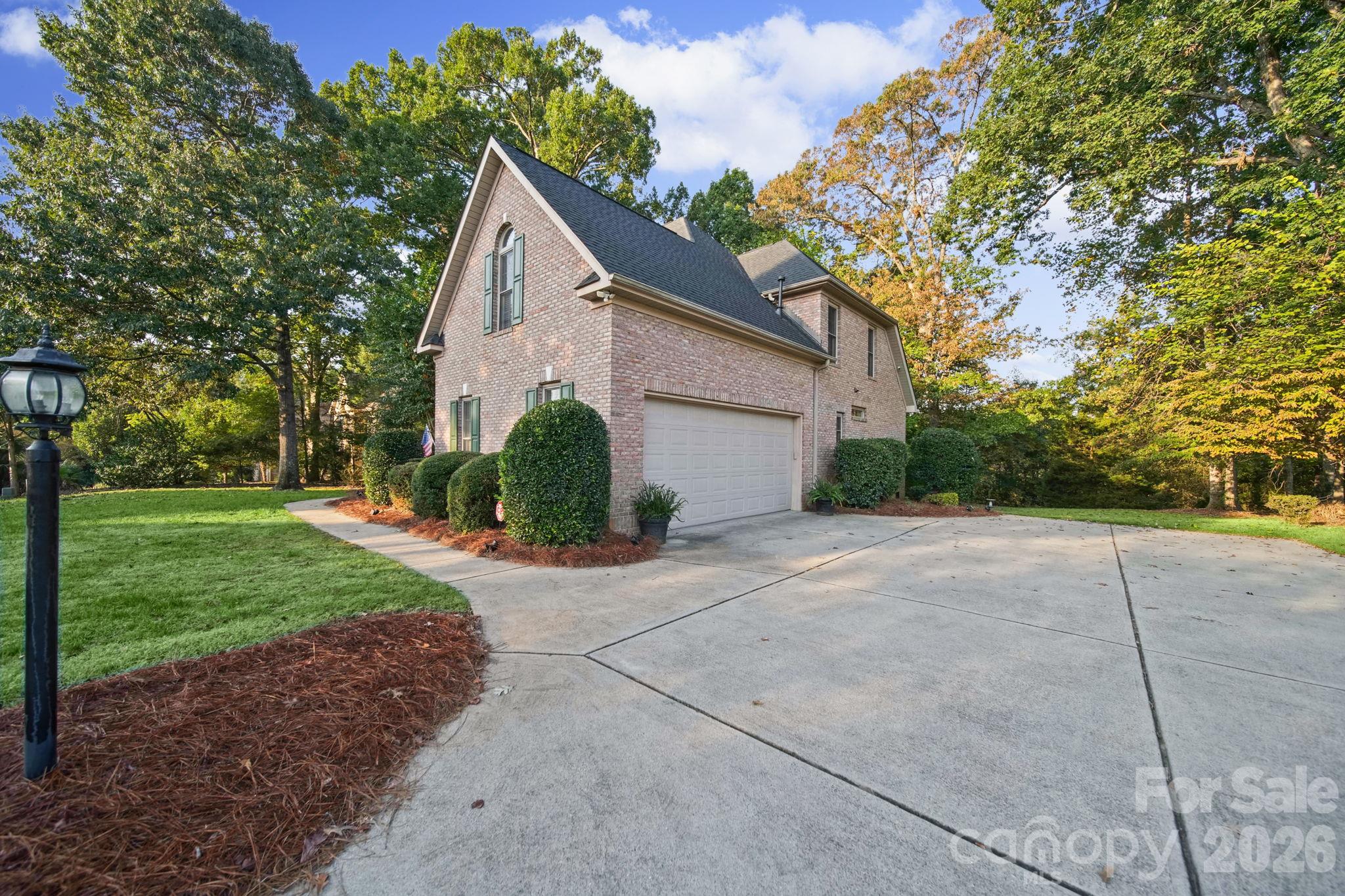 Single Family Residence at 1221 Rittenhouse Lane, Rock Hill, photo 23 of 24