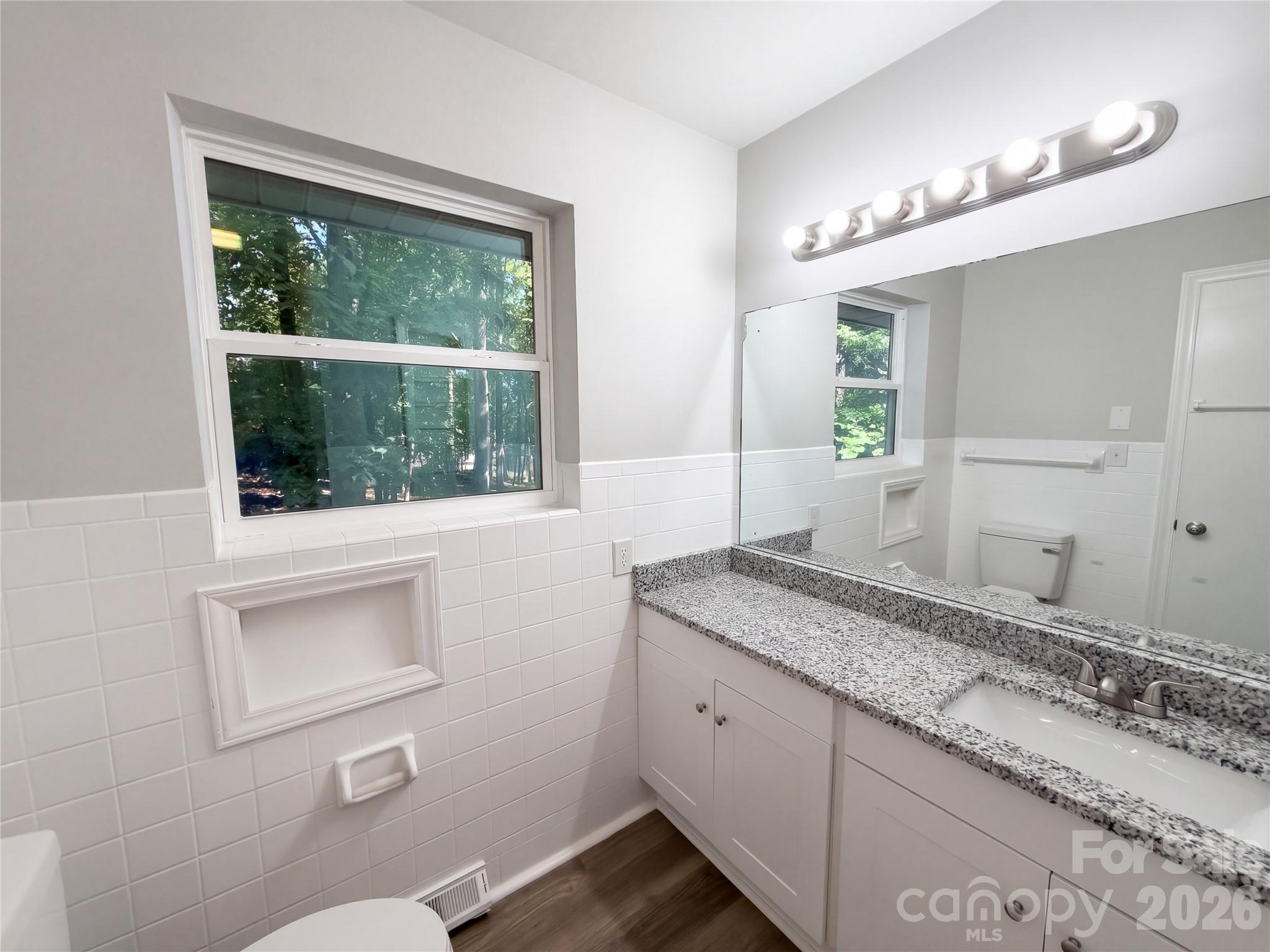 Single Family Residence at 1632 Carolina Circle, Gastonia, photo 18 of 25