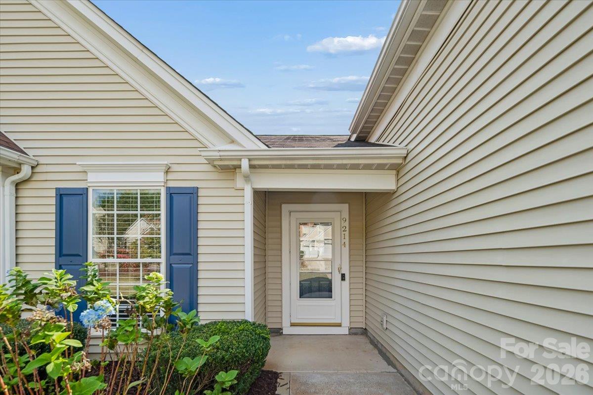 Single Family Residence at 9214 Culcairn Road, Huntersville, photo 3 of 47