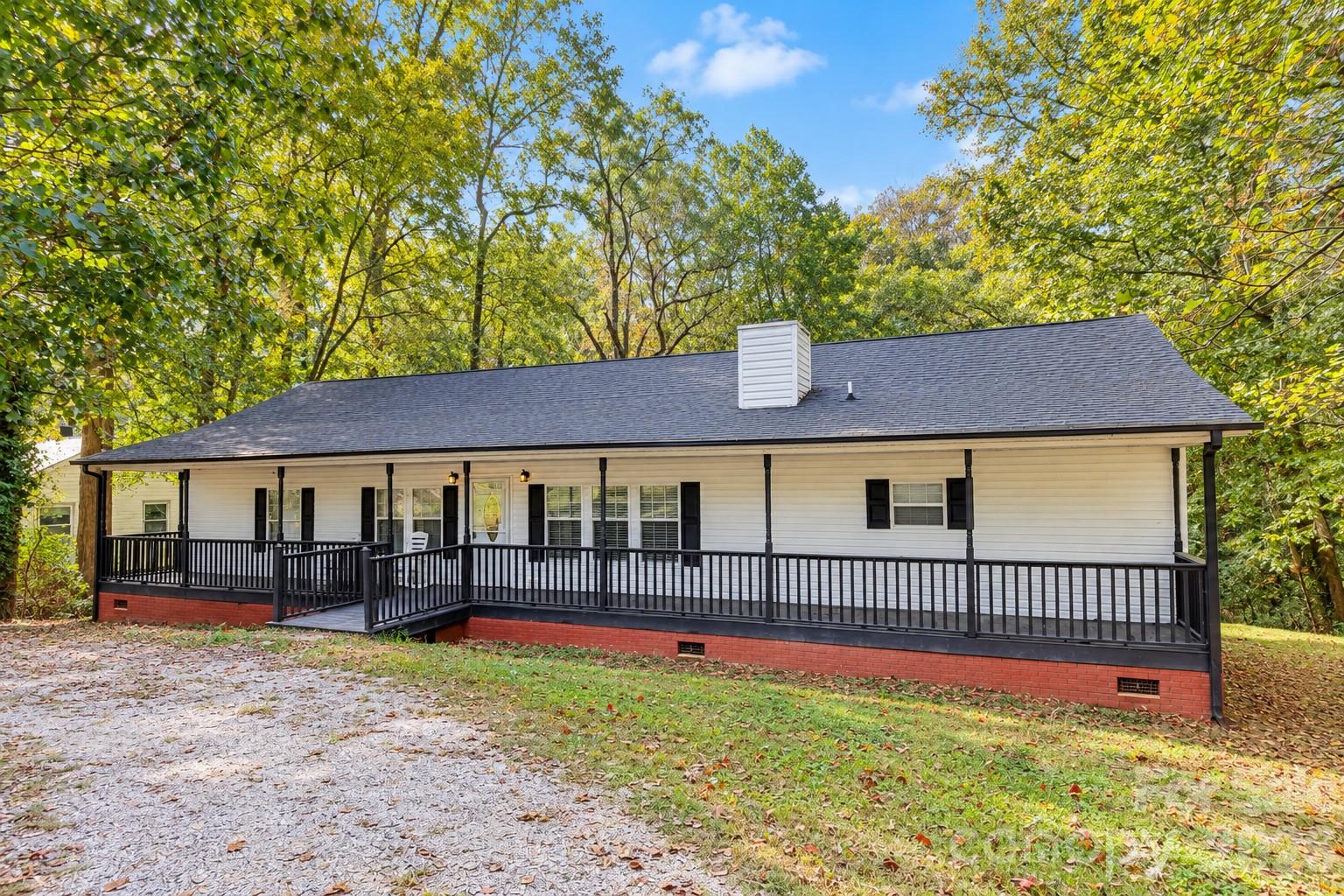 Single Family Residence at 116 Springdale Drive, York