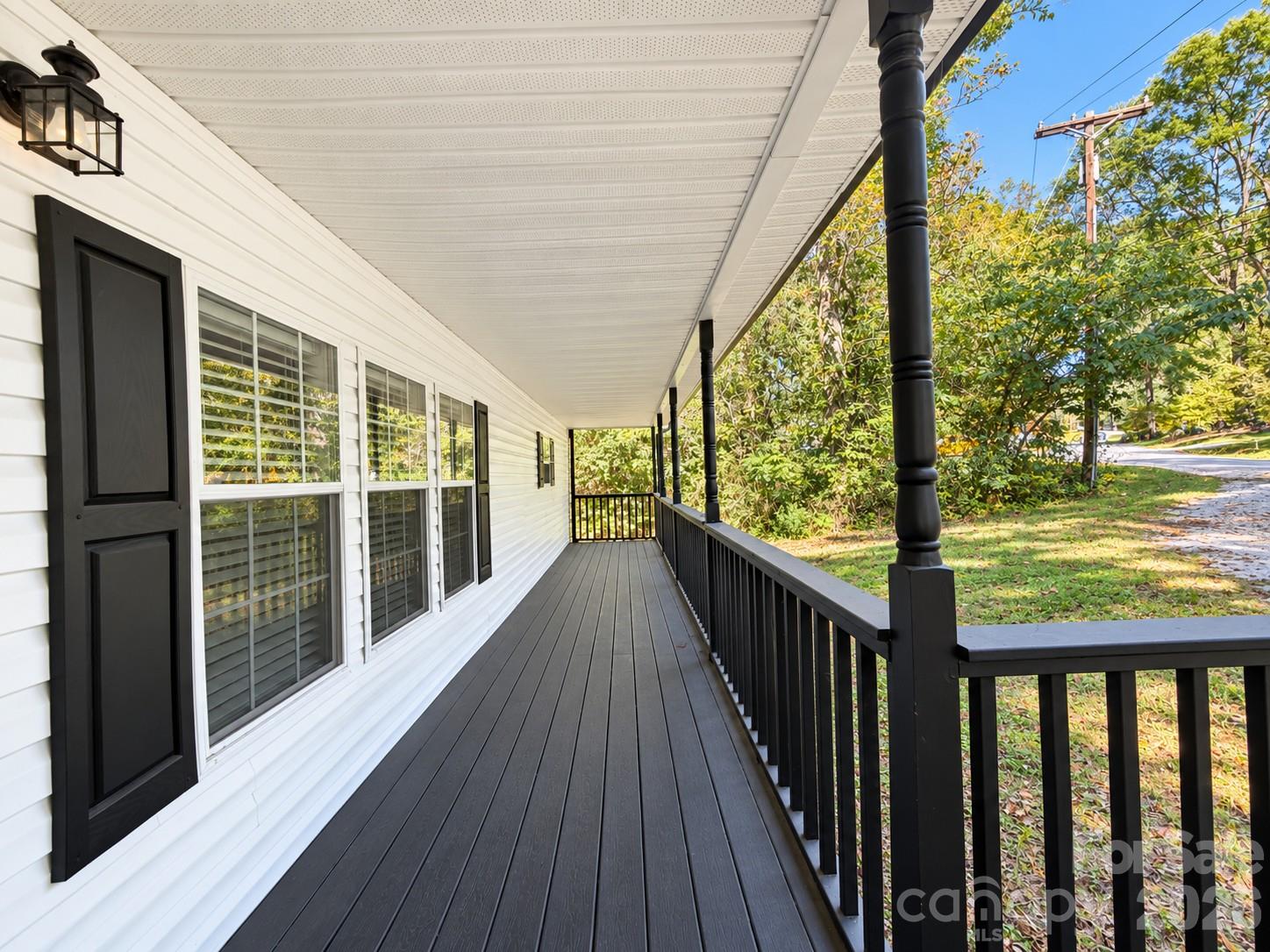 Single Family Residence at 116 Springdale Drive, York, photo 4 of 40