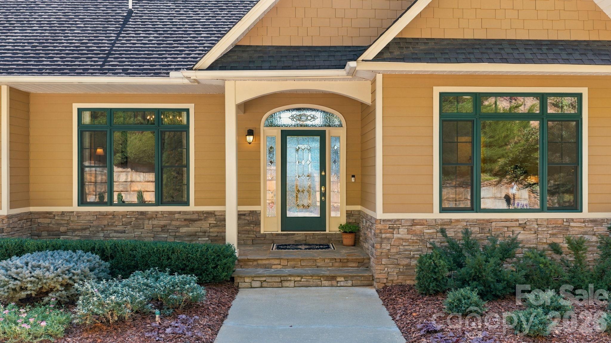 Single Family Residence at 228 Inverness Drive, Waynesville, photo 7 of 48