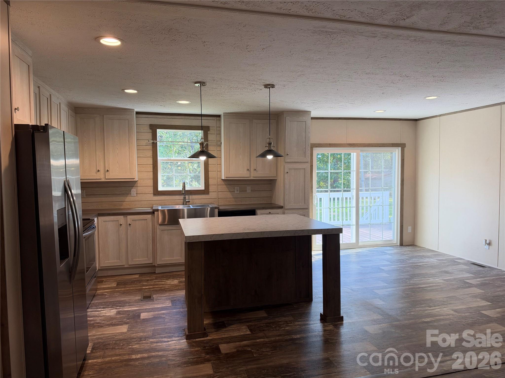Single Family Residence at 4808 McConnells Highway, York, photo 10 of 25
