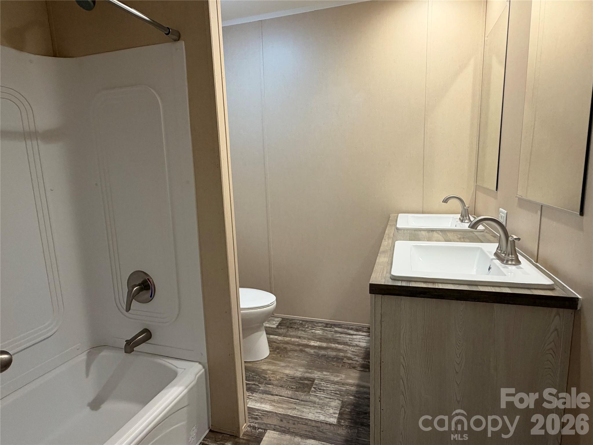 Single Family Residence at 4808 McConnells Highway, York, photo 21 of 25