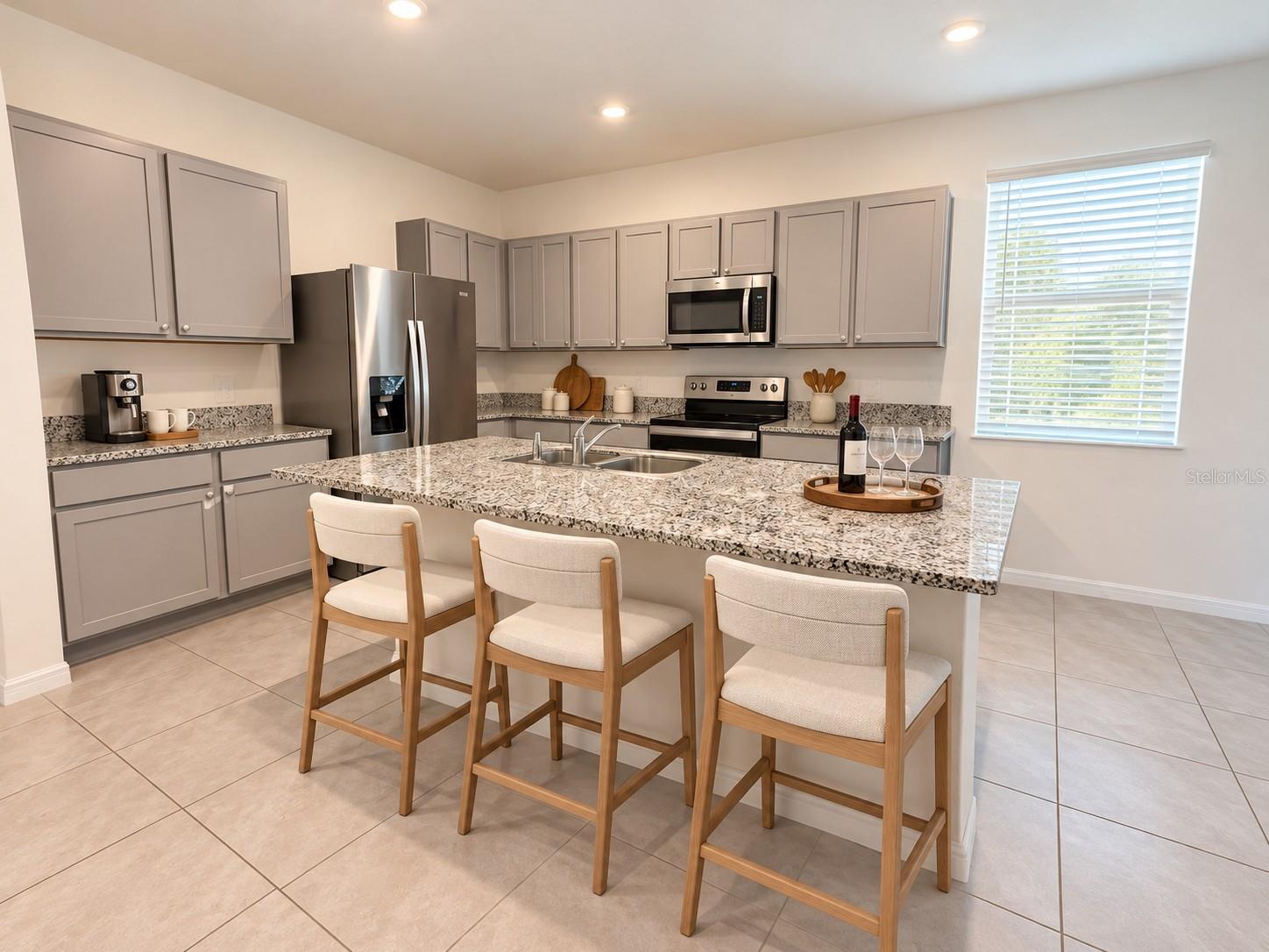 Spacious island, great for entertaining - 3515 WHITE DANDELION CT, PLANT CITY