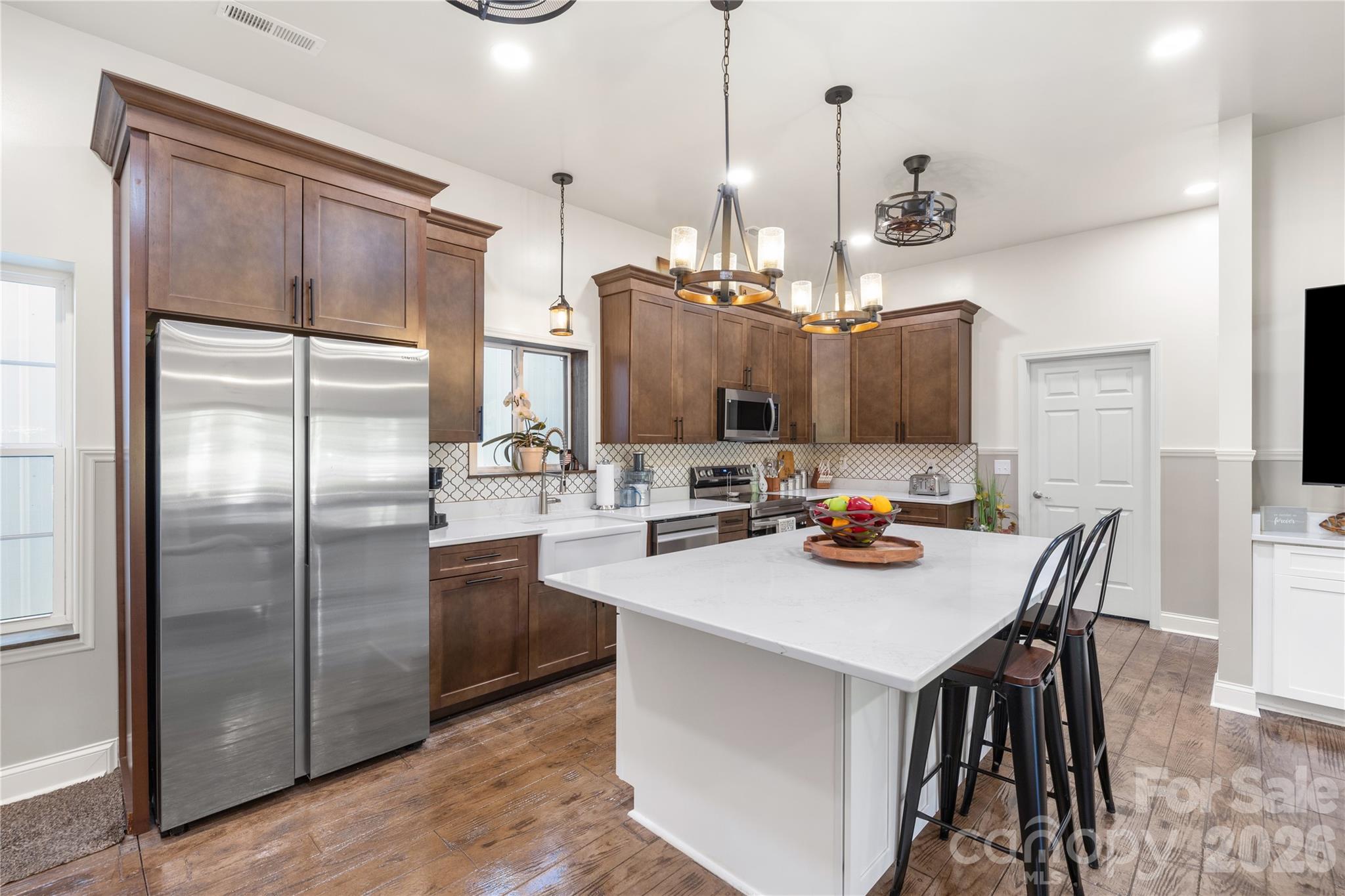 Single Family Residence at 1830 Dulin Road, Clover, photo 19 of 48