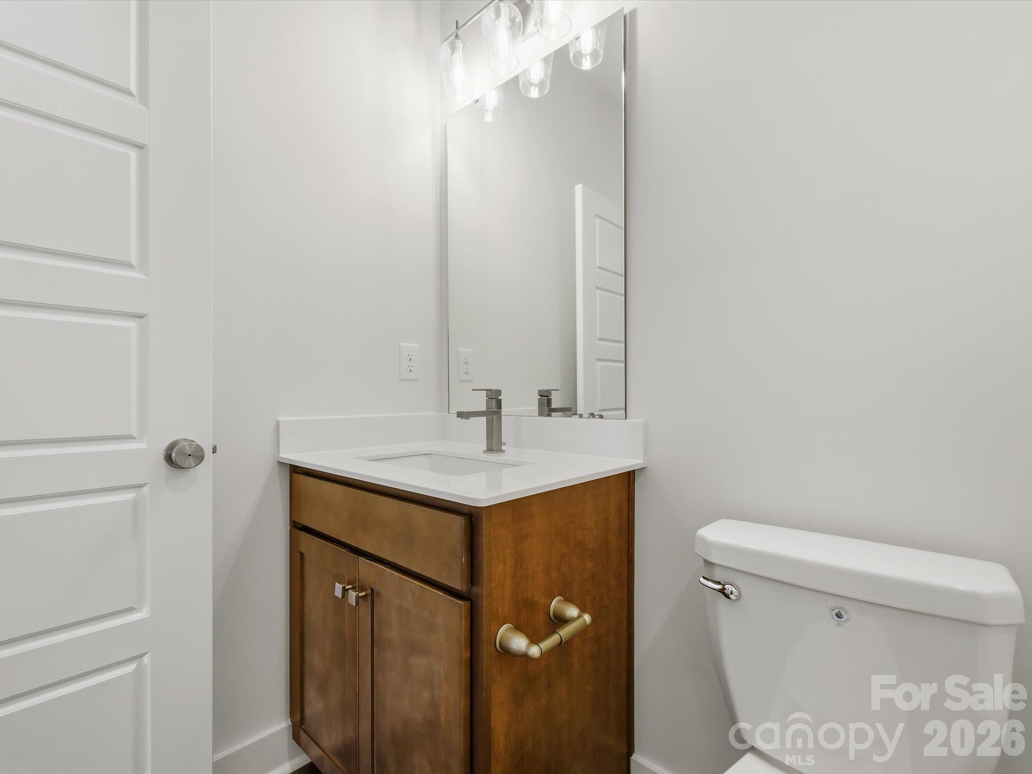 Upstairs Hall Bath - 558 Cape Cod Way, Rock Hill