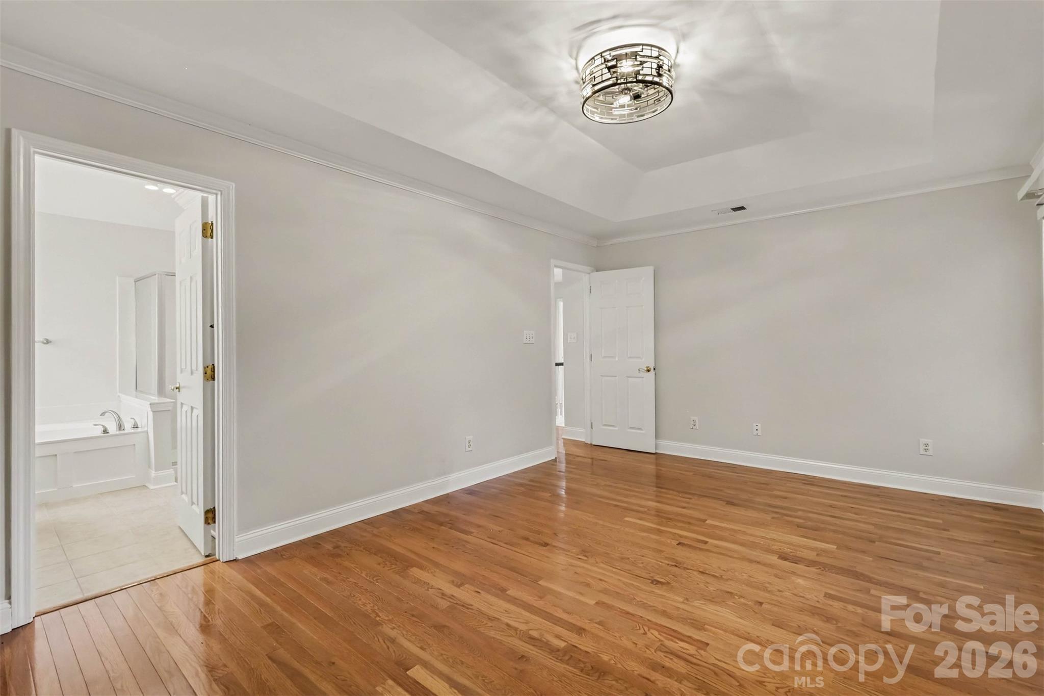 Single Family Residence at 2103 Sablewood Drive, Charlotte, photo 13 of 33
