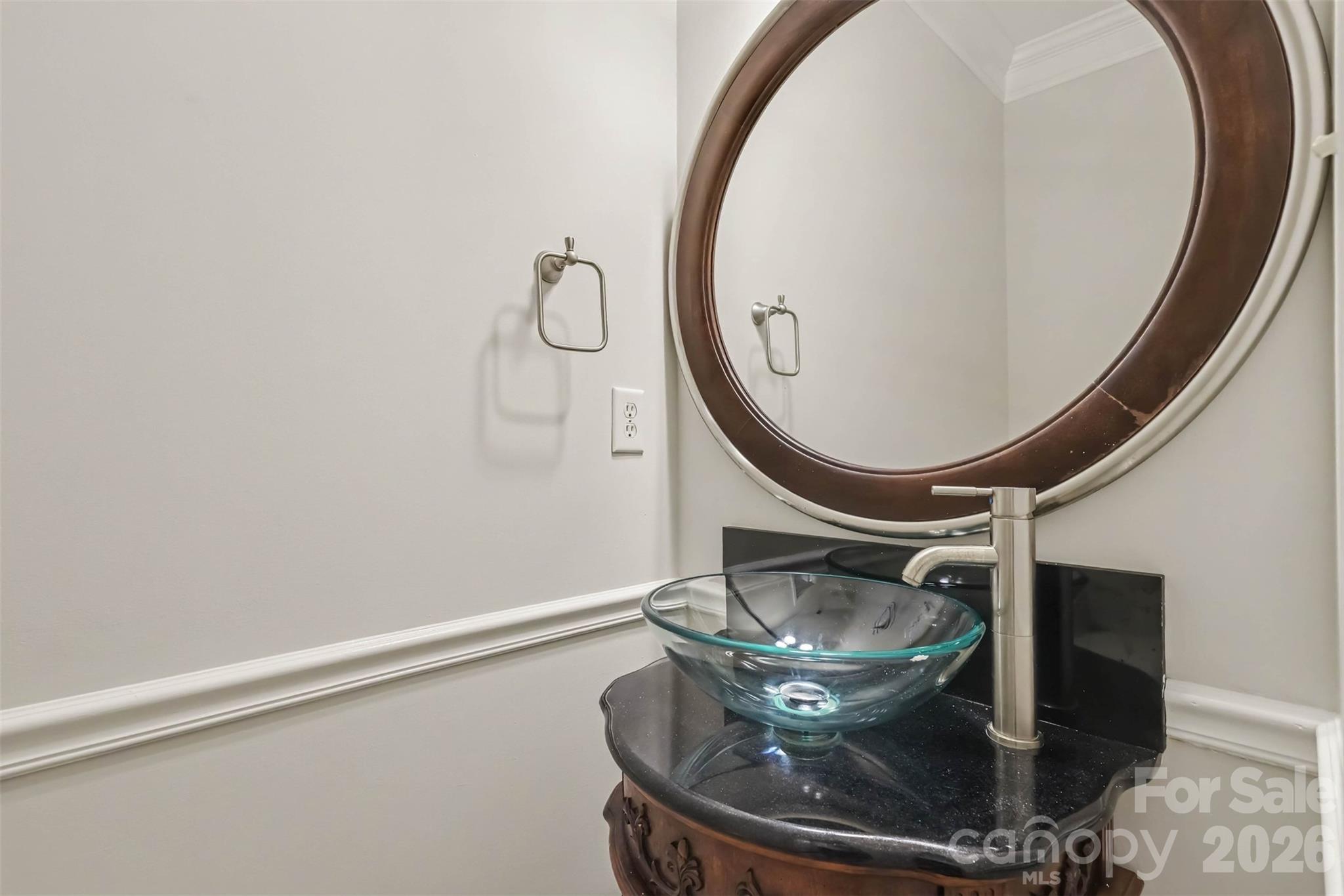 Single Family Residence at 2103 Sablewood Drive, Charlotte, photo 23 of 33