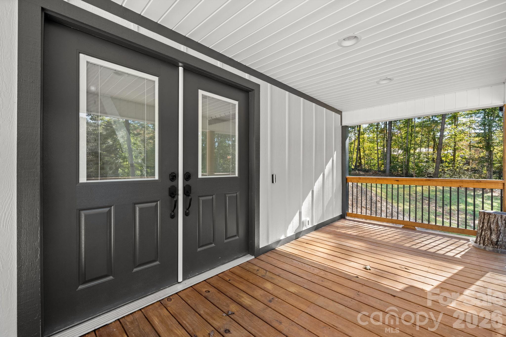 Single Family Residence at 280 Haven Ridge Lane, Marion, photo 5 of 35