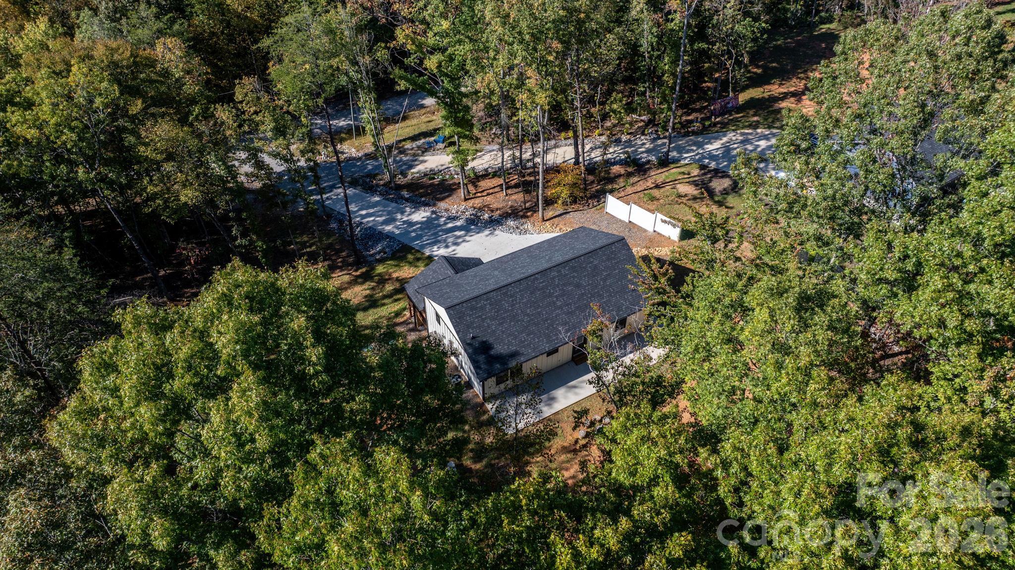 Single Family Residence at 280 Haven Ridge Lane, Marion, photo 33 of 35