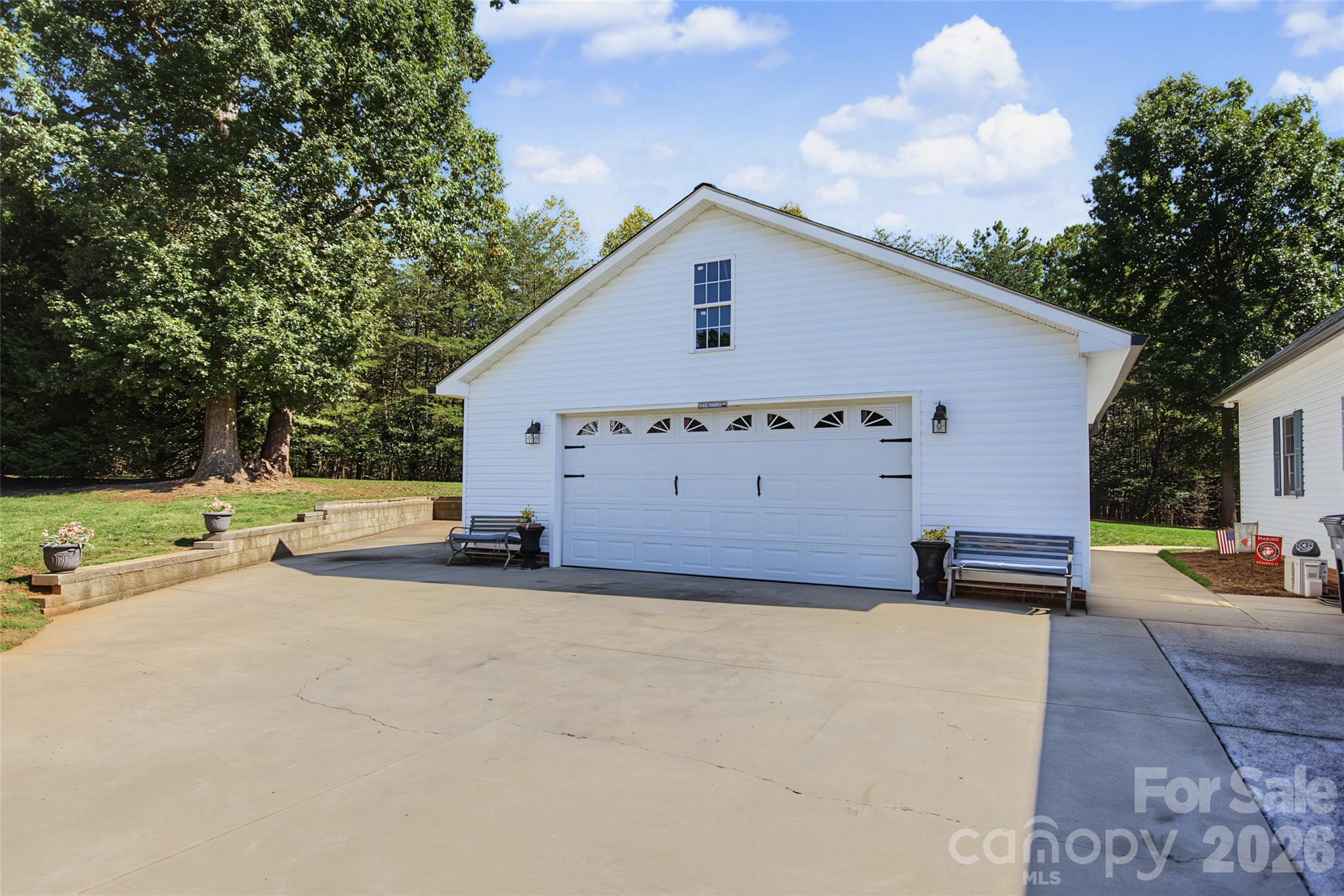 Single Family Residence at 166 Appaloosa Lane, Statesville, photo 4 of 29
