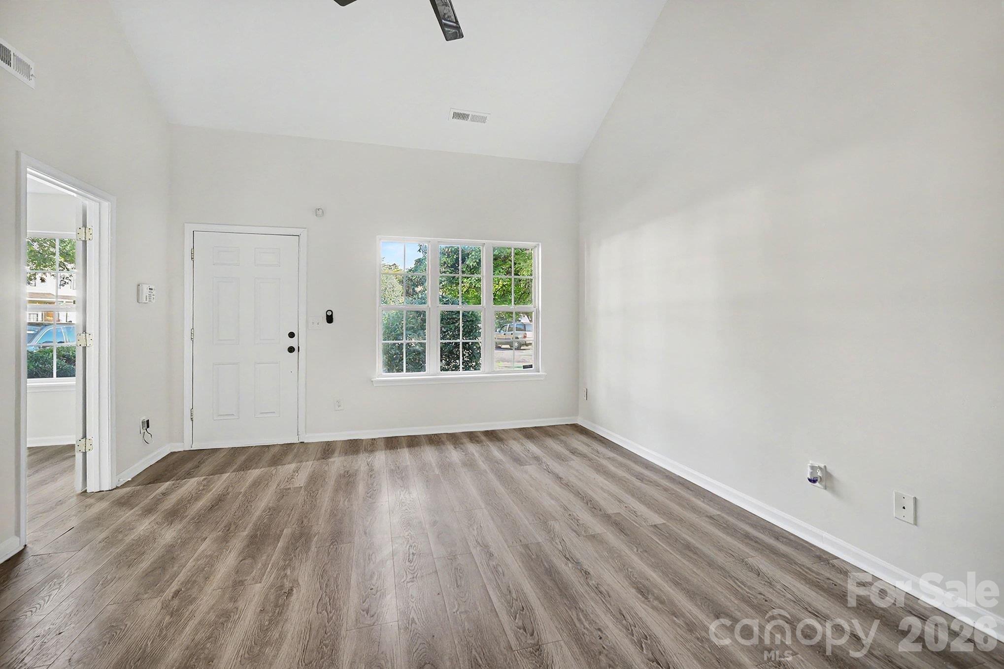 Townhouse at 417 Caddy Street, Fort Mill, photo 6 of 43