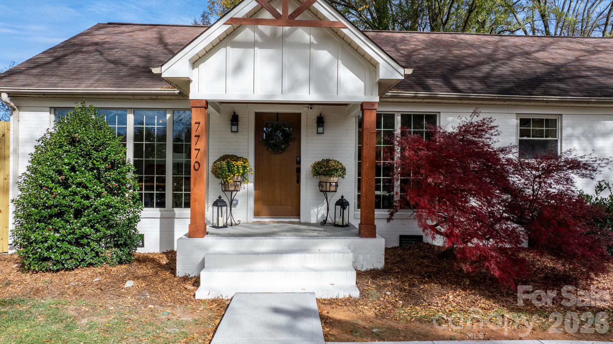 Single Family Residence at 7770 Sherrills Ford Road, Sherrills Ford, photo 5 of 35