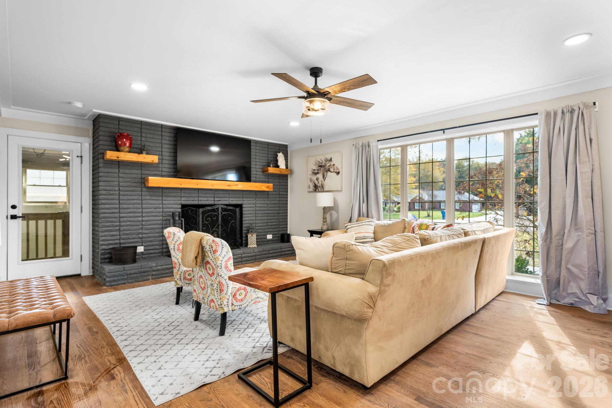 Single Family Residence at 7770 Sherrills Ford Road, Sherrills Ford, photo 9 of 35