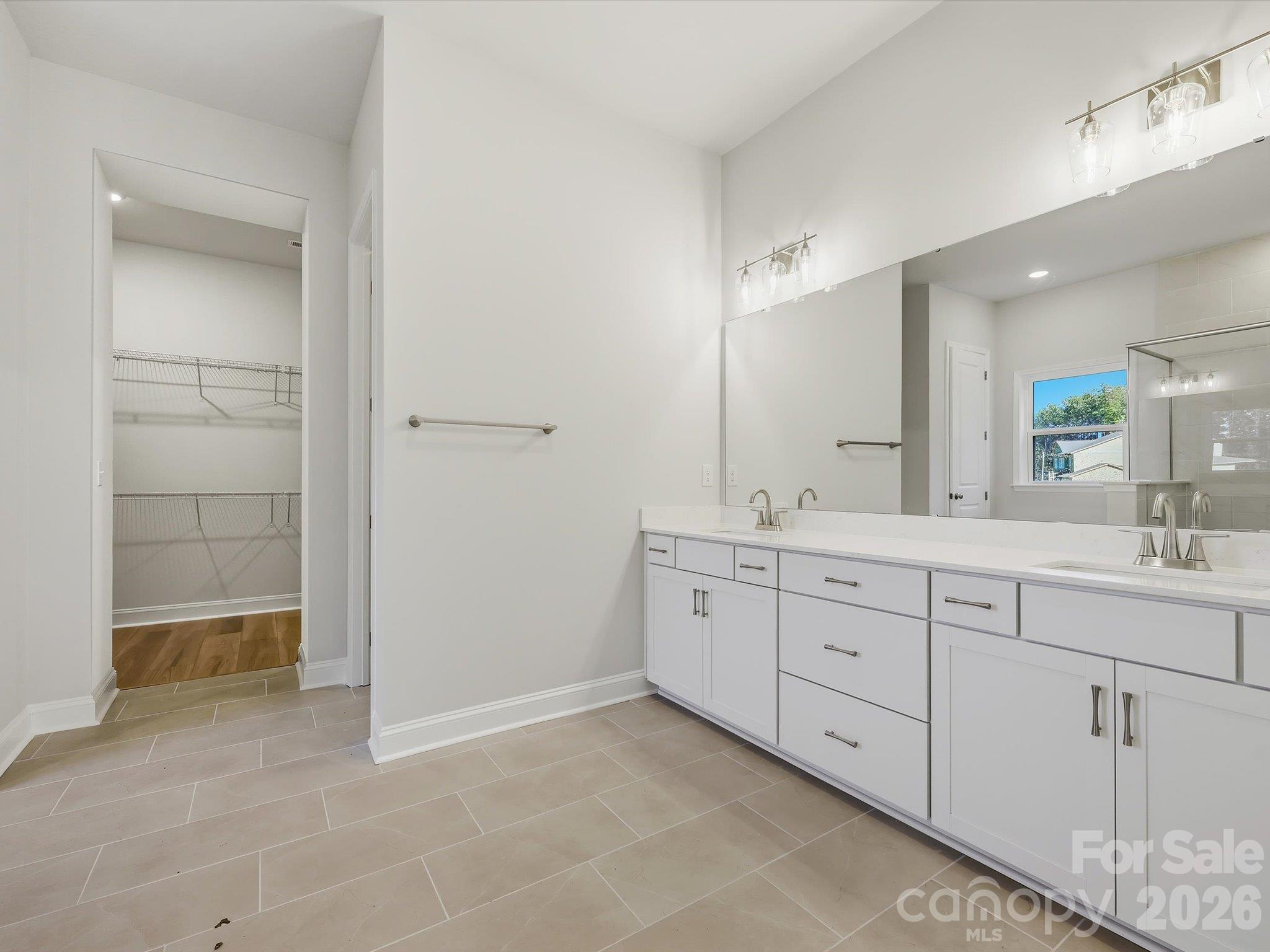 Owner's bathroom - 344 Portree Street, Rock Hill