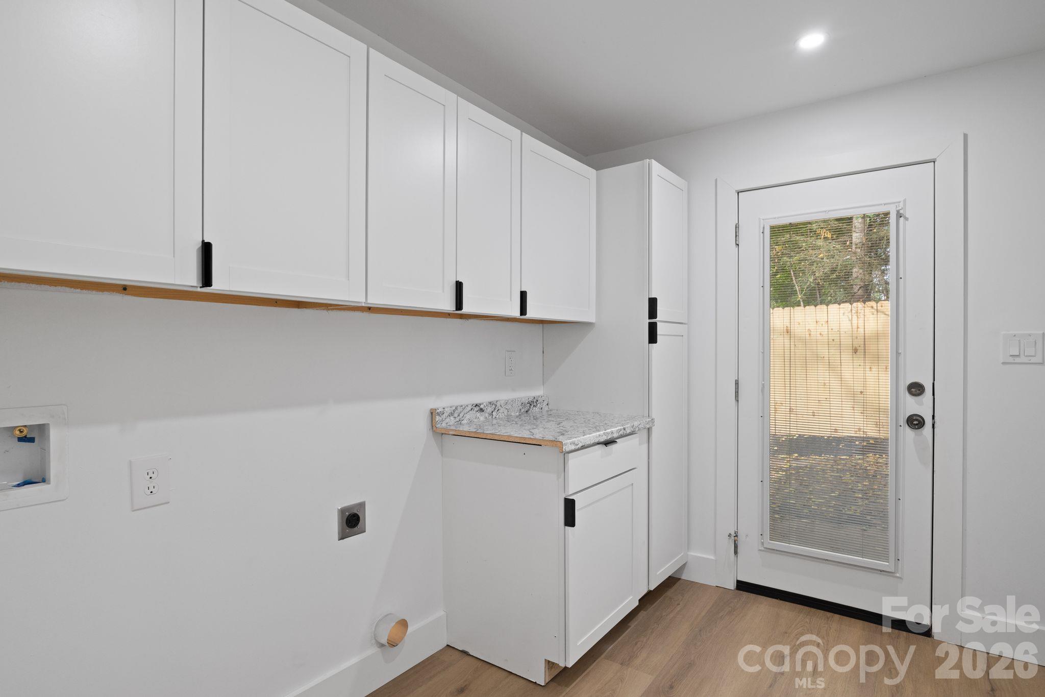 Single Family Residence at 80 Clarendon Road, Asheville, photo 24 of 38