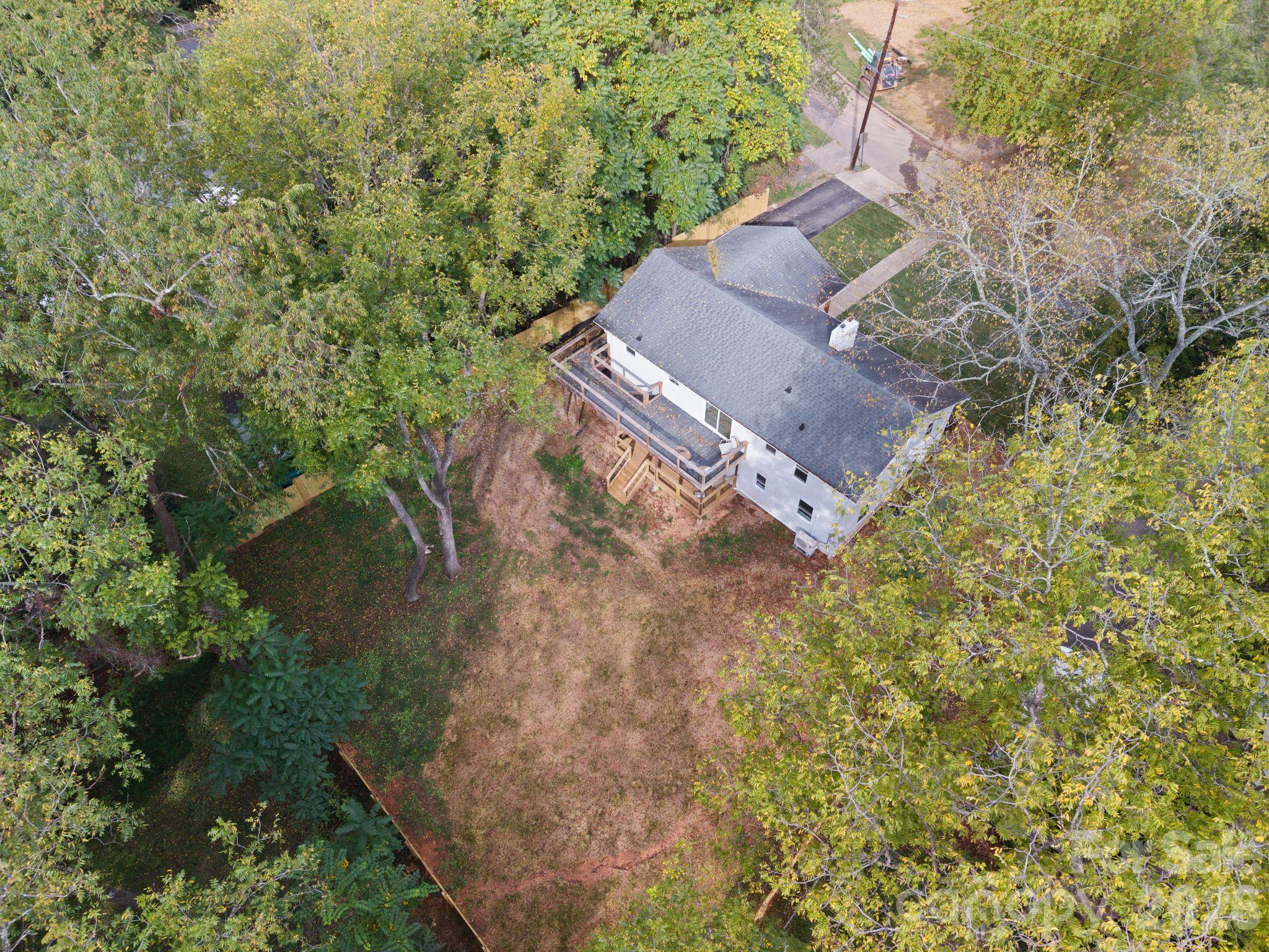 Single Family Residence at 80 Clarendon Road, Asheville, photo 36 of 38