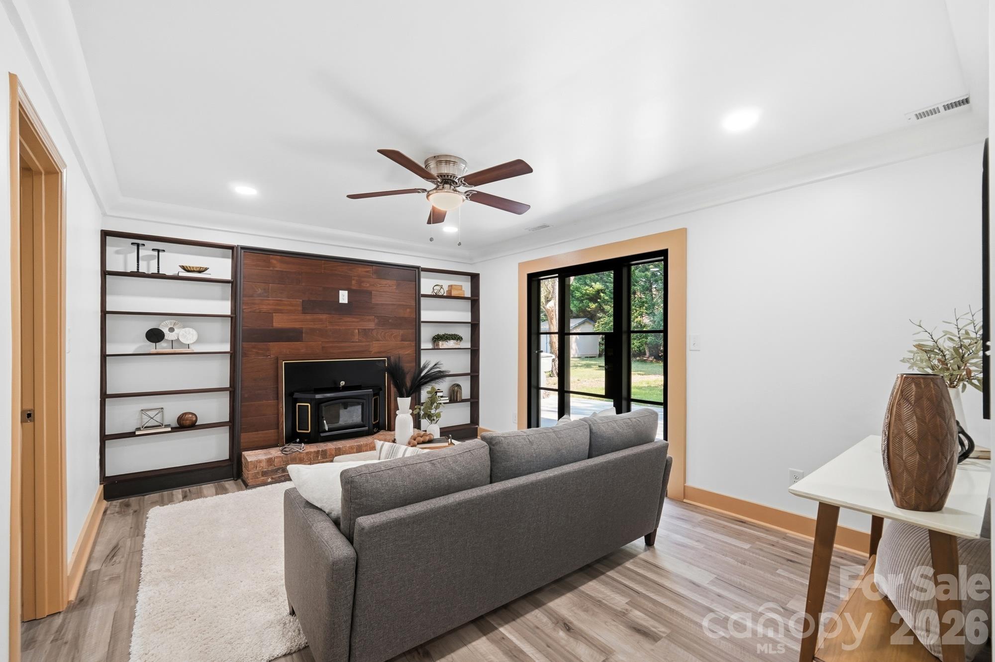 Single Family Residence at 6131 Coach Hill Lane, Charlotte, photo 16 of 43