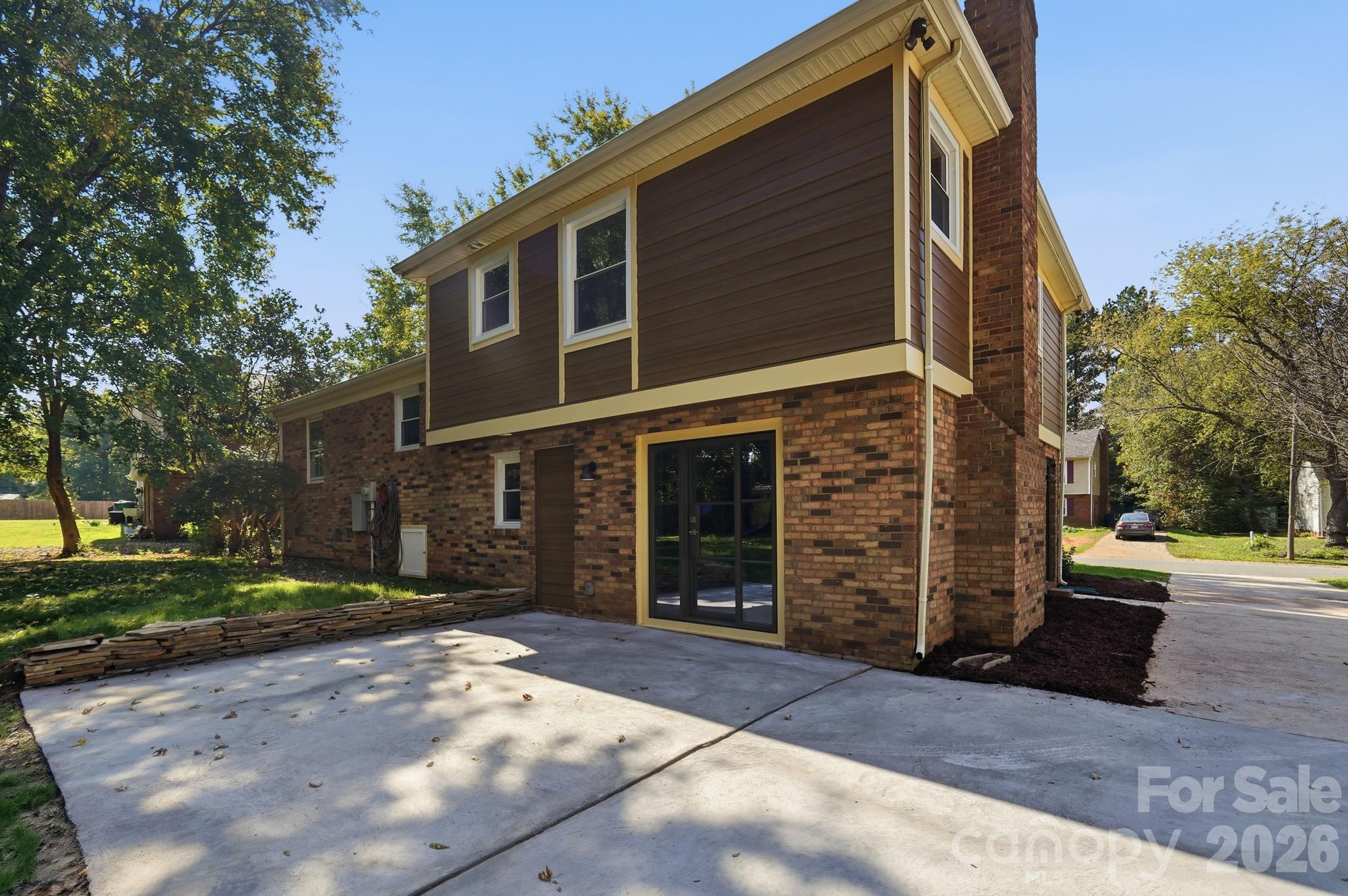 Single Family Residence at 6131 Coach Hill Lane, Charlotte, photo 38 of 43