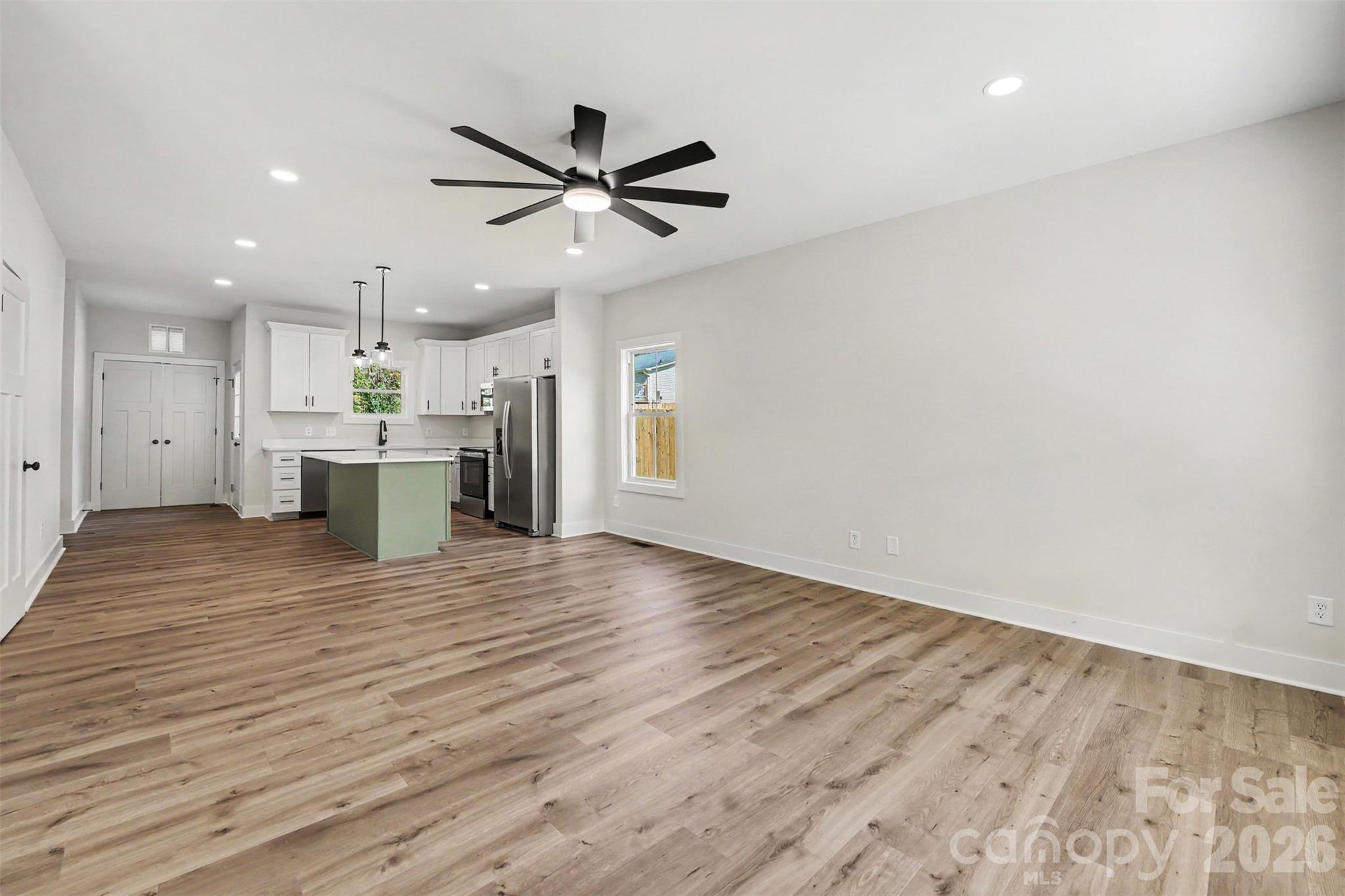 Open concept - 902 W 8th Street, Kannapolis