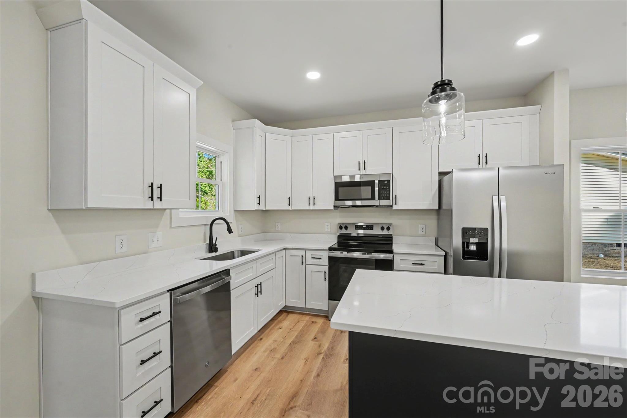 Soft close cabinetry - 910 W 8th Street, Kannapolis