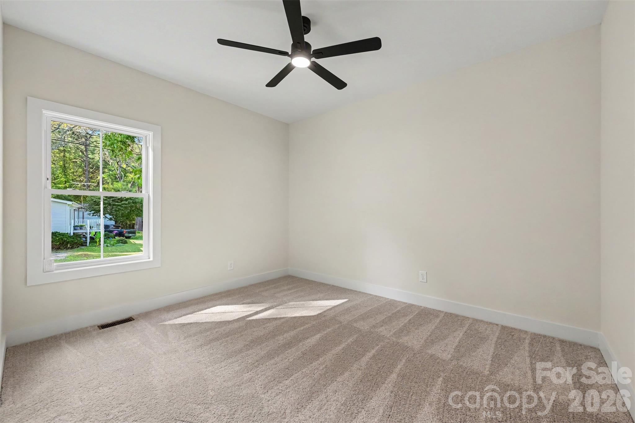 Primary bedroom - 910 W 8th Street, Kannapolis