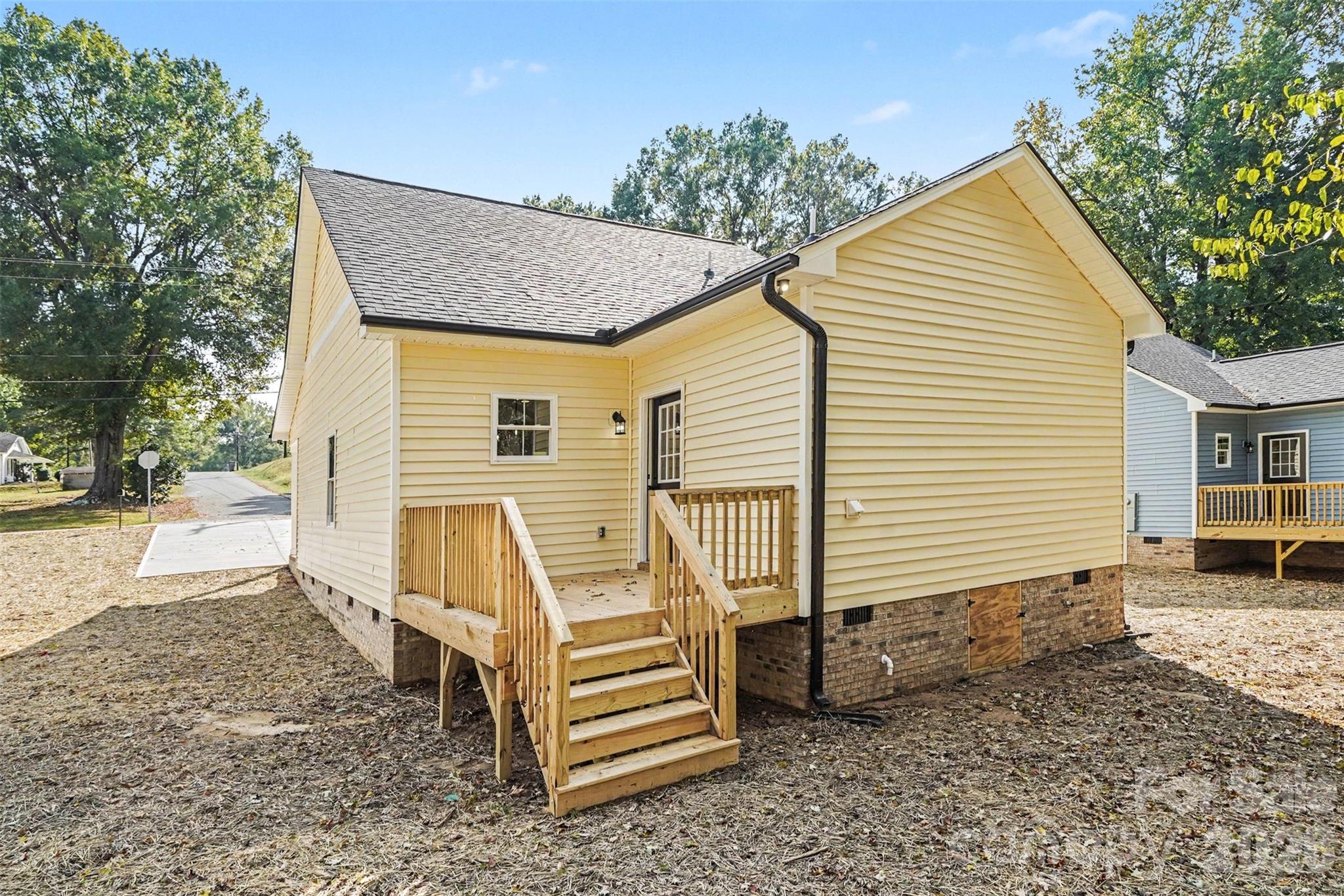 Back deck - 906 W 8th Street, Kannapolis