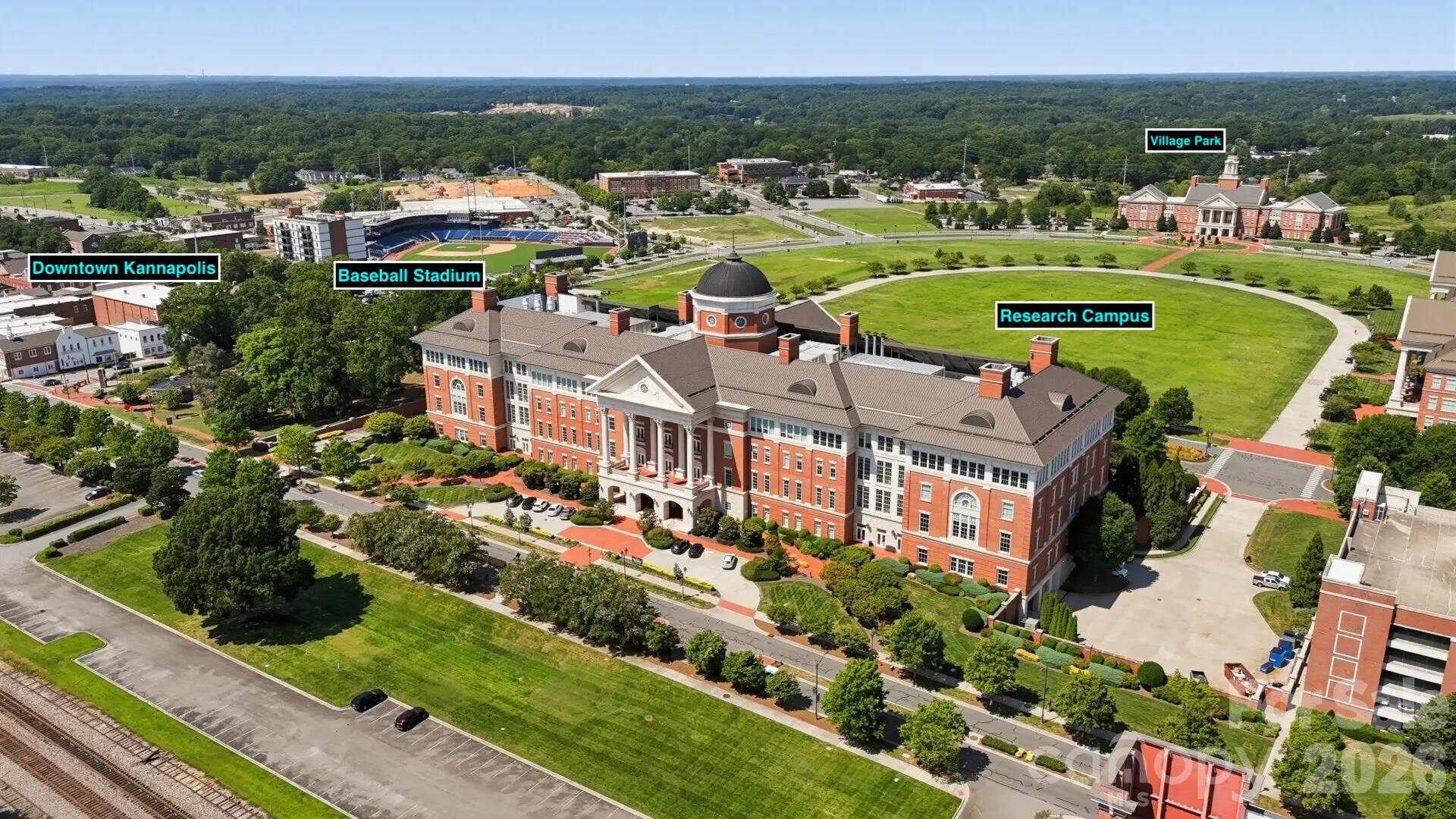 Moments from Downtown Kannapolis - 906 W 8th Street, Kannapolis