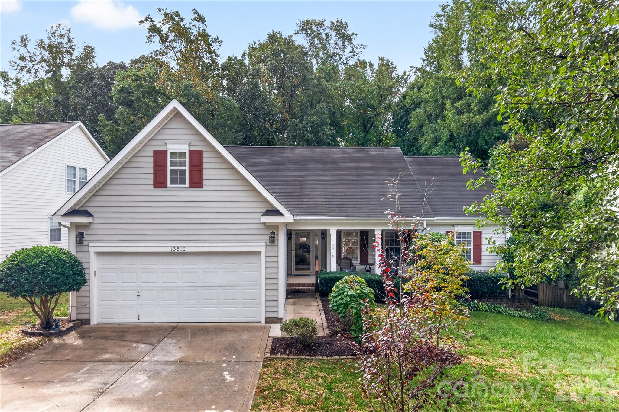 Single Family Residence at 13510 Damson Drive, Huntersville, photo 2 of 45