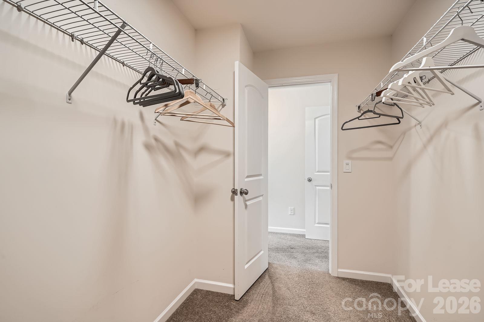 Walking Closet - 14122 Ridgewater Way, Charlotte