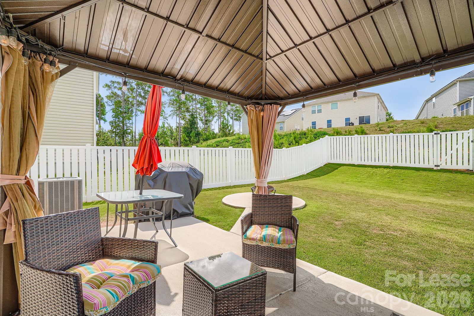 Single Family Residence at 14122 Ridgewater Way, Charlotte, photo 27 of 29