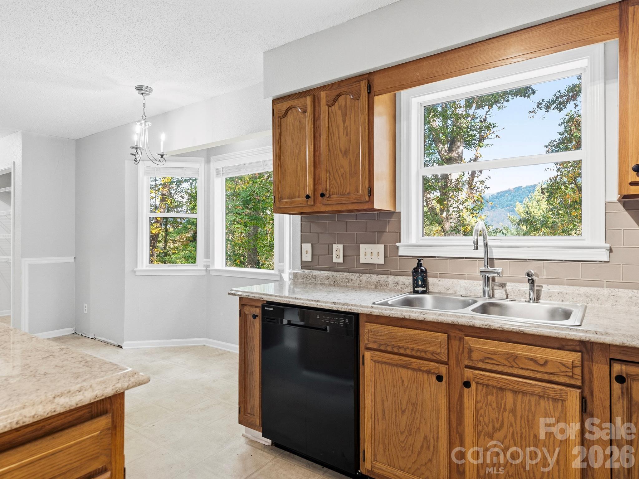 Single Family Residence at 8 Rasada Extension, Weaverville, photo 16 of 43